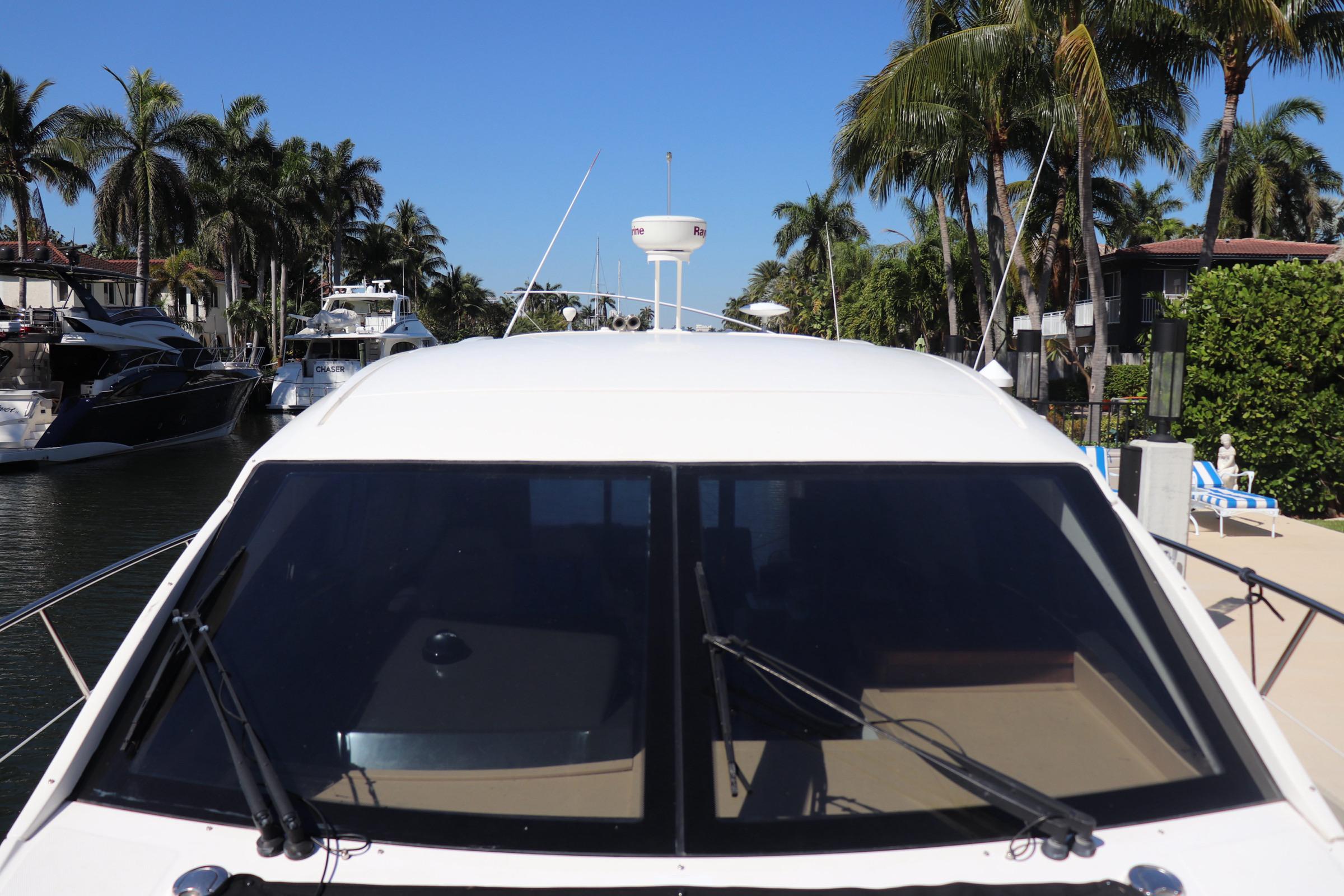 2016-sea-ray-400-sundancer-power-9694949-20250312102423599-1_XLARGE