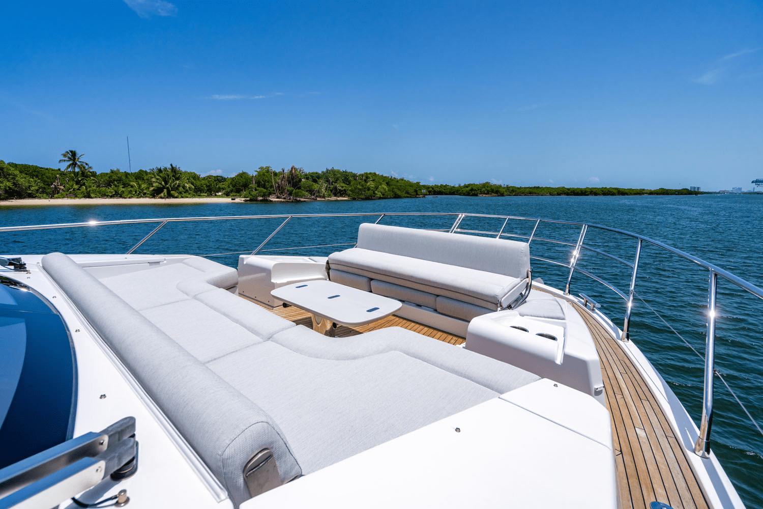 Azimut-60 fly 2024-DOLCE VITA FL-US-9824905 | Thumbnail