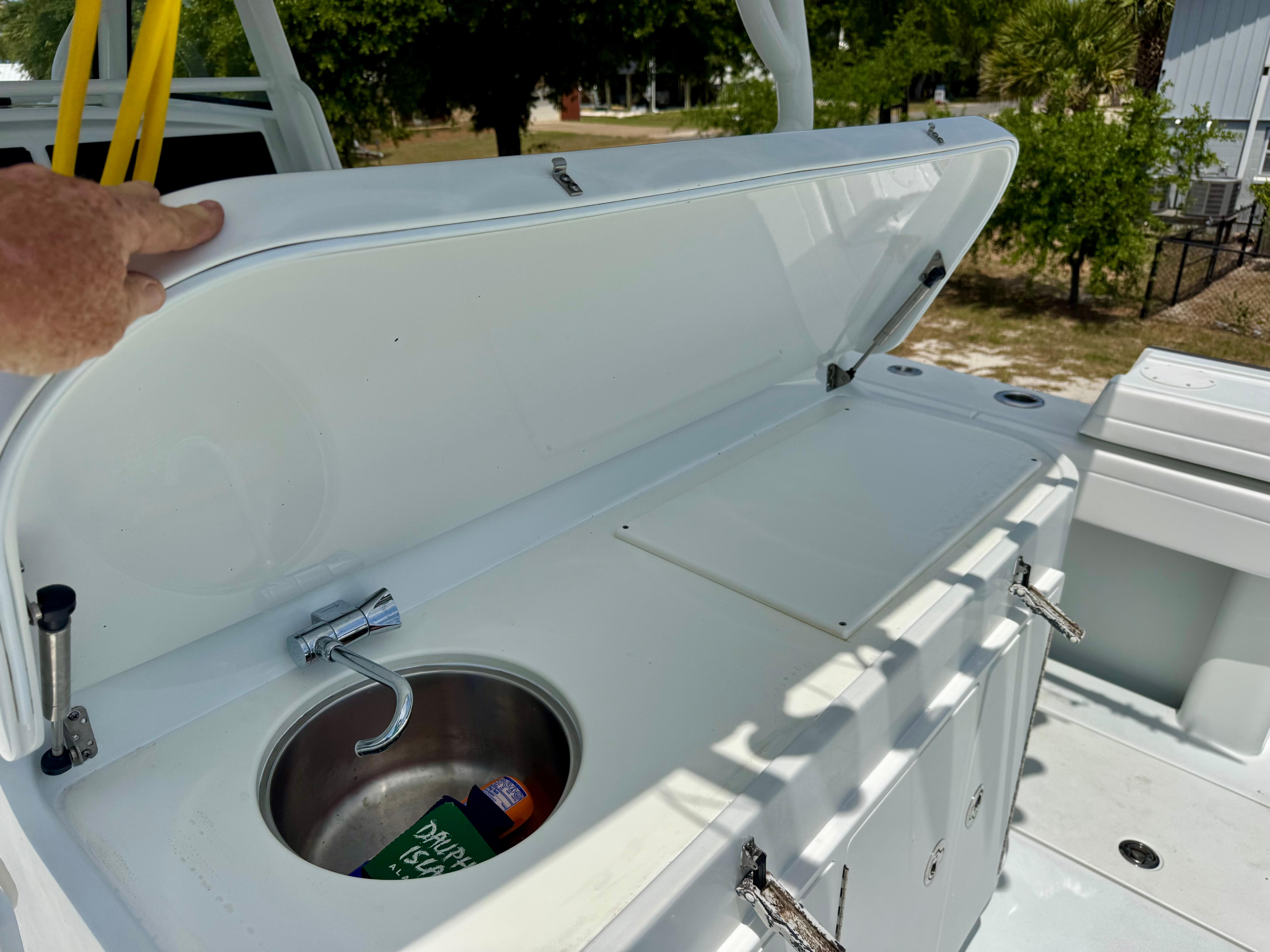 2020-yellowfin-39-offshore-power-9774906-20250428221710201-1_XLARGE