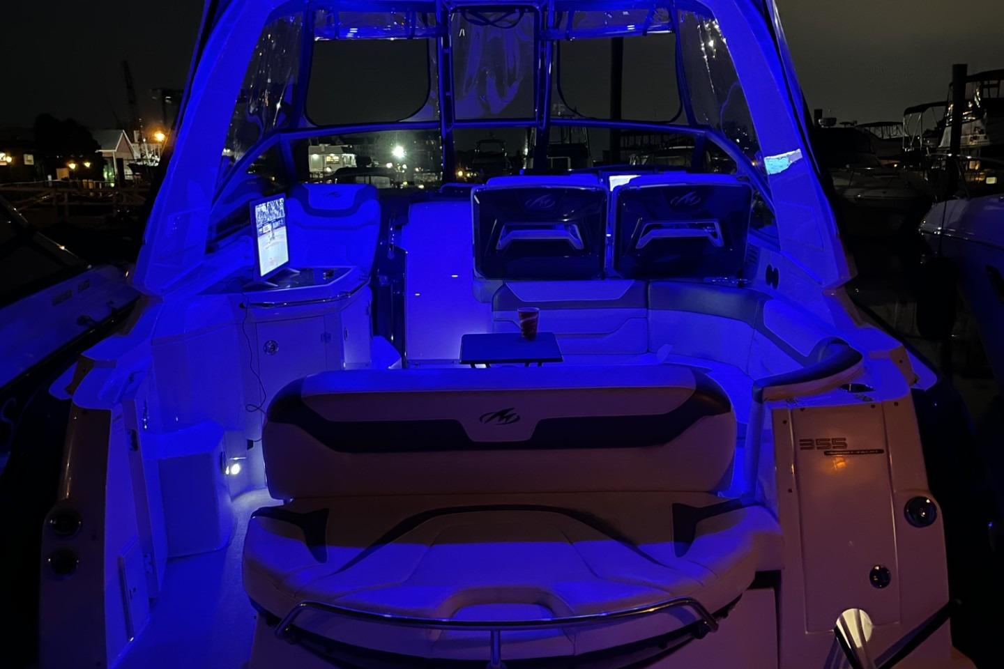 2016-monterey-355-sport-yacht-power-9904961-20250809062933396-4