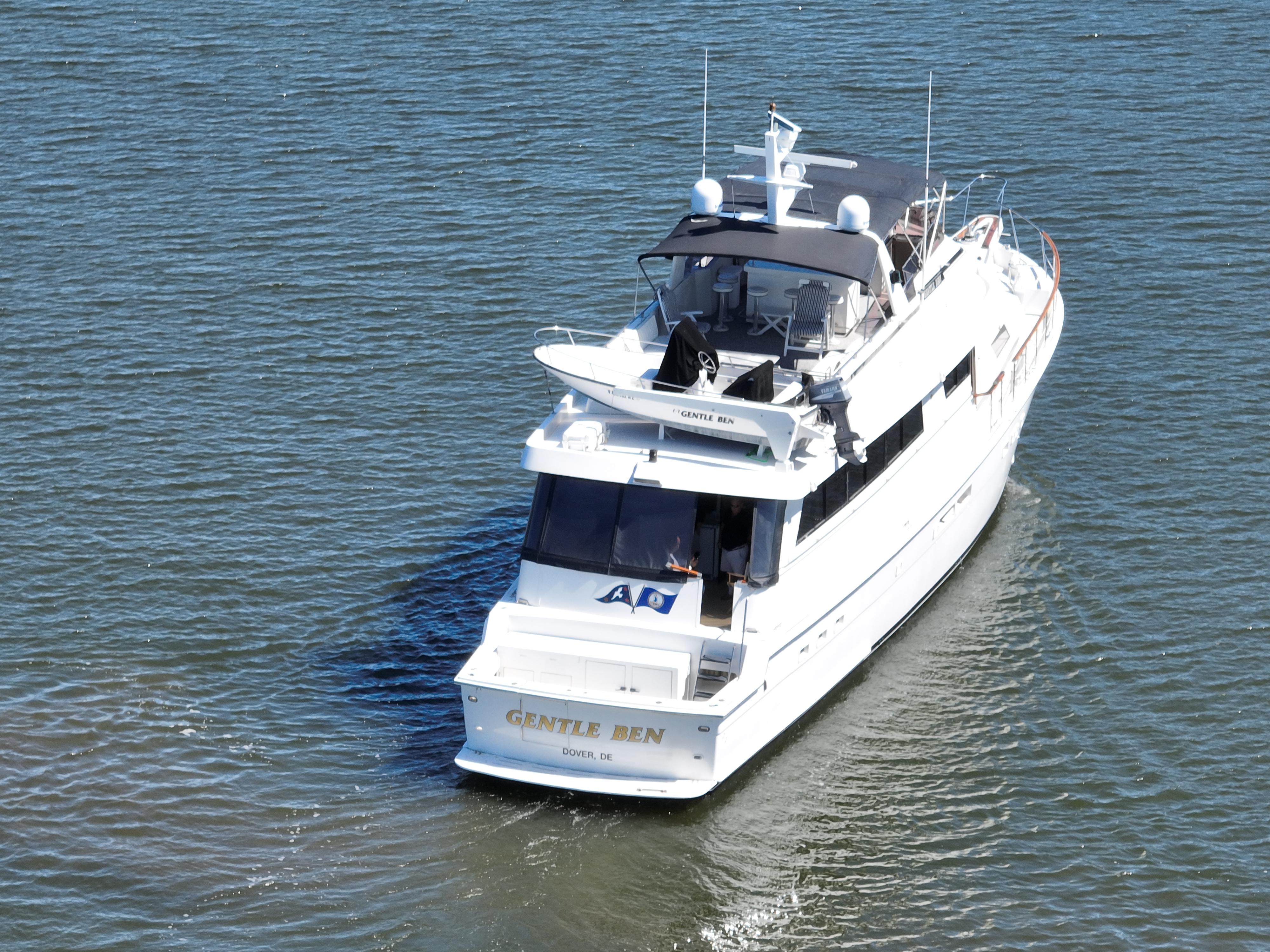 Hatteras-80 Cockpit Motor Yacht 1989-GENTLE BEN VA-US-1989 Hatteras 80 Cockpit Motor Yacht cruising on calm waters.-9784968 | Thumbnail