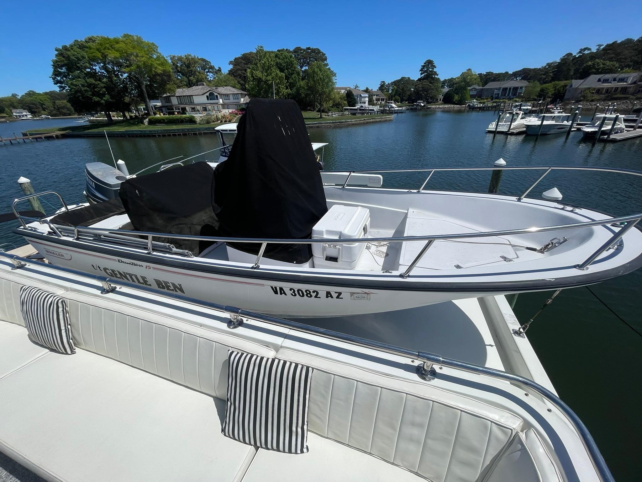 Hatteras-80 Cockpit Motor Yacht 1989-GENTLE BEN VA-US-TENDER-9784968 | Thumbnail