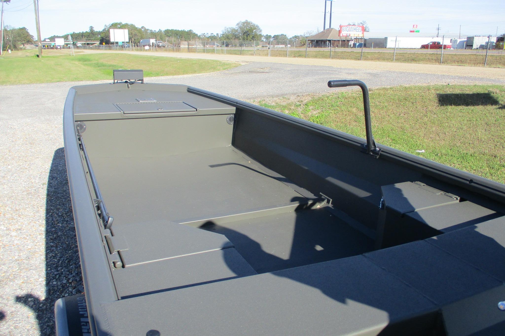 2026 Gator Tail 1860 Extreme-10