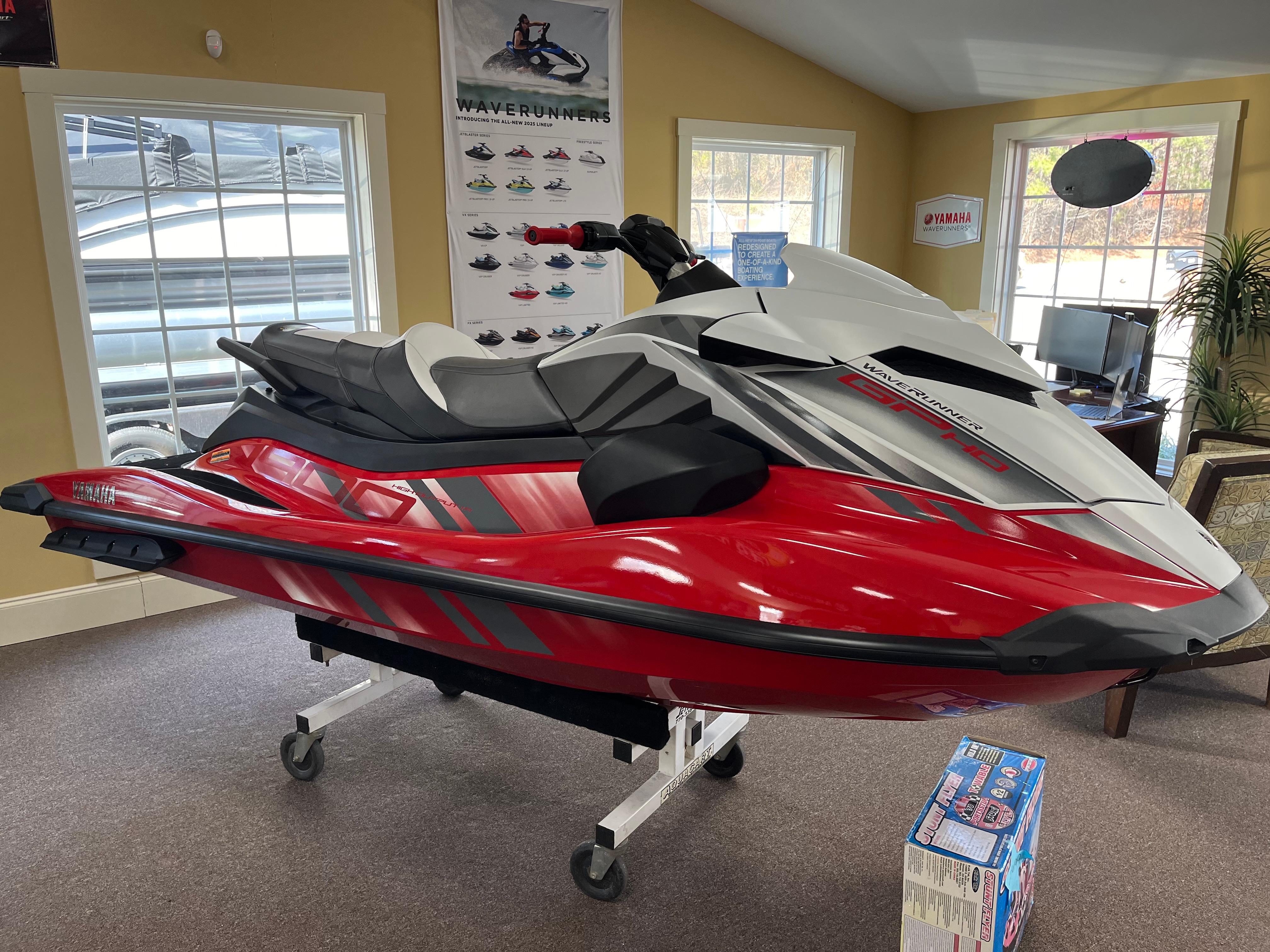 2025 Yamaha WaveRunner GP HO