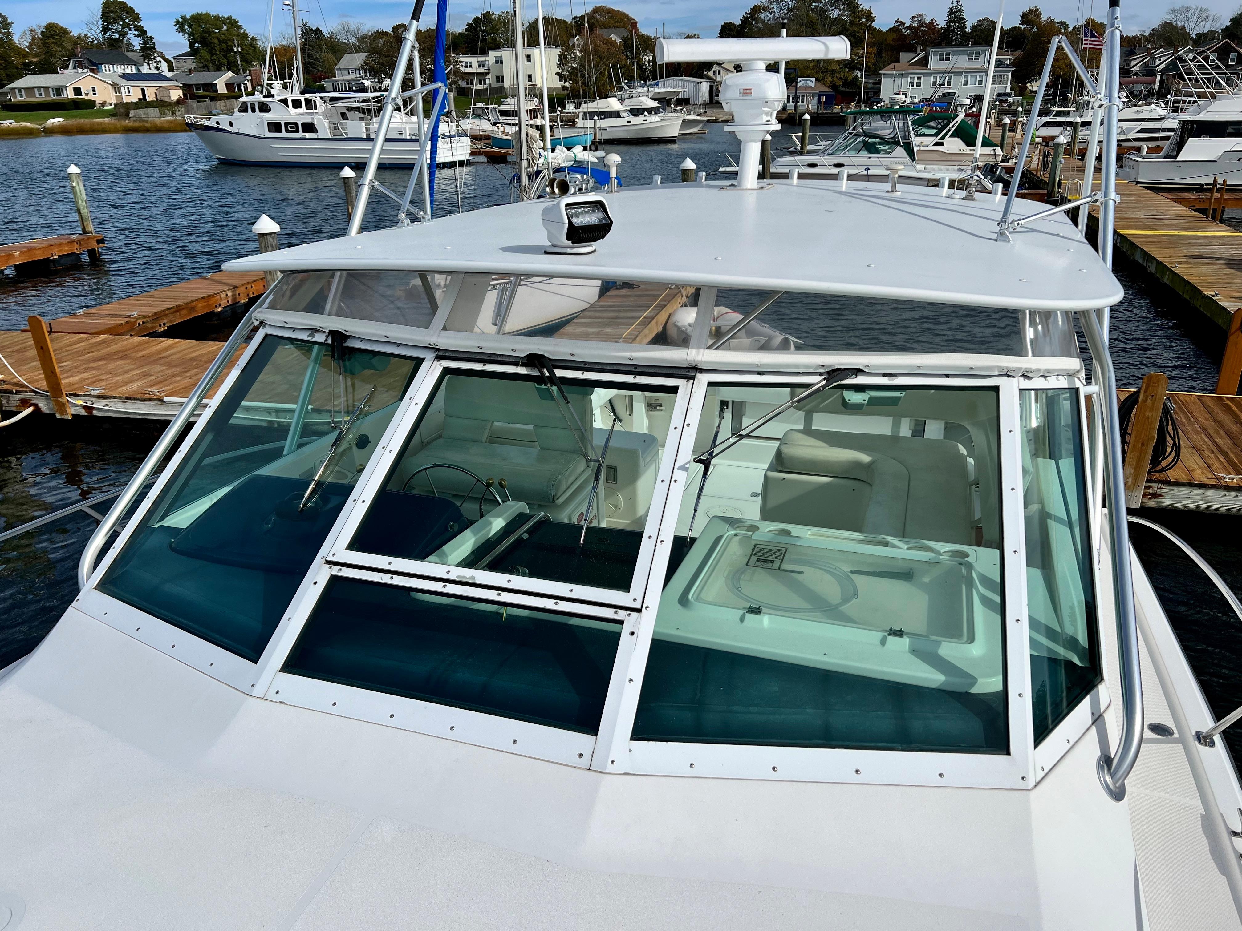 2000 Tiara Yachts 3700 Open