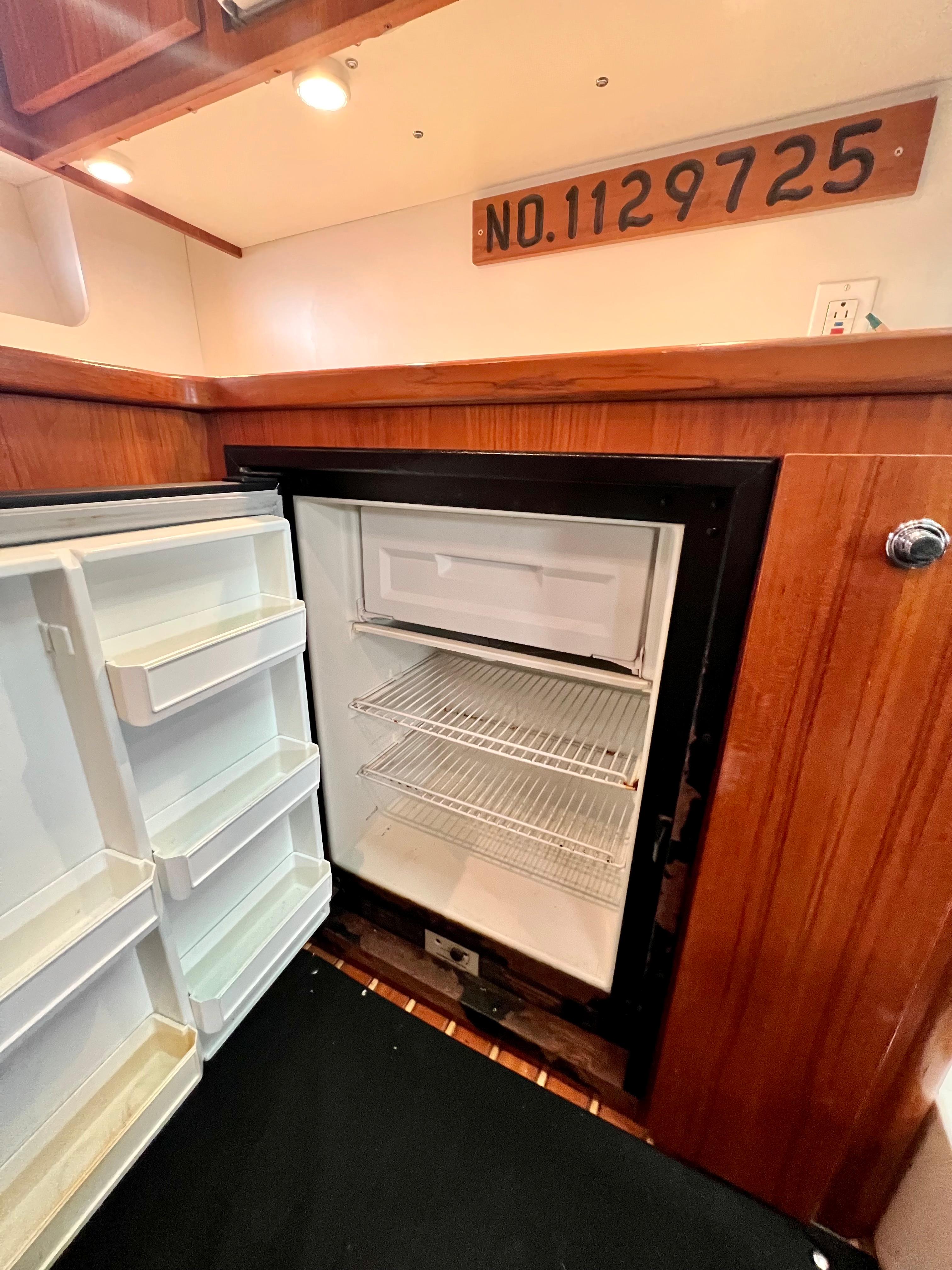 2000 Tiara Yachts 3700 Open