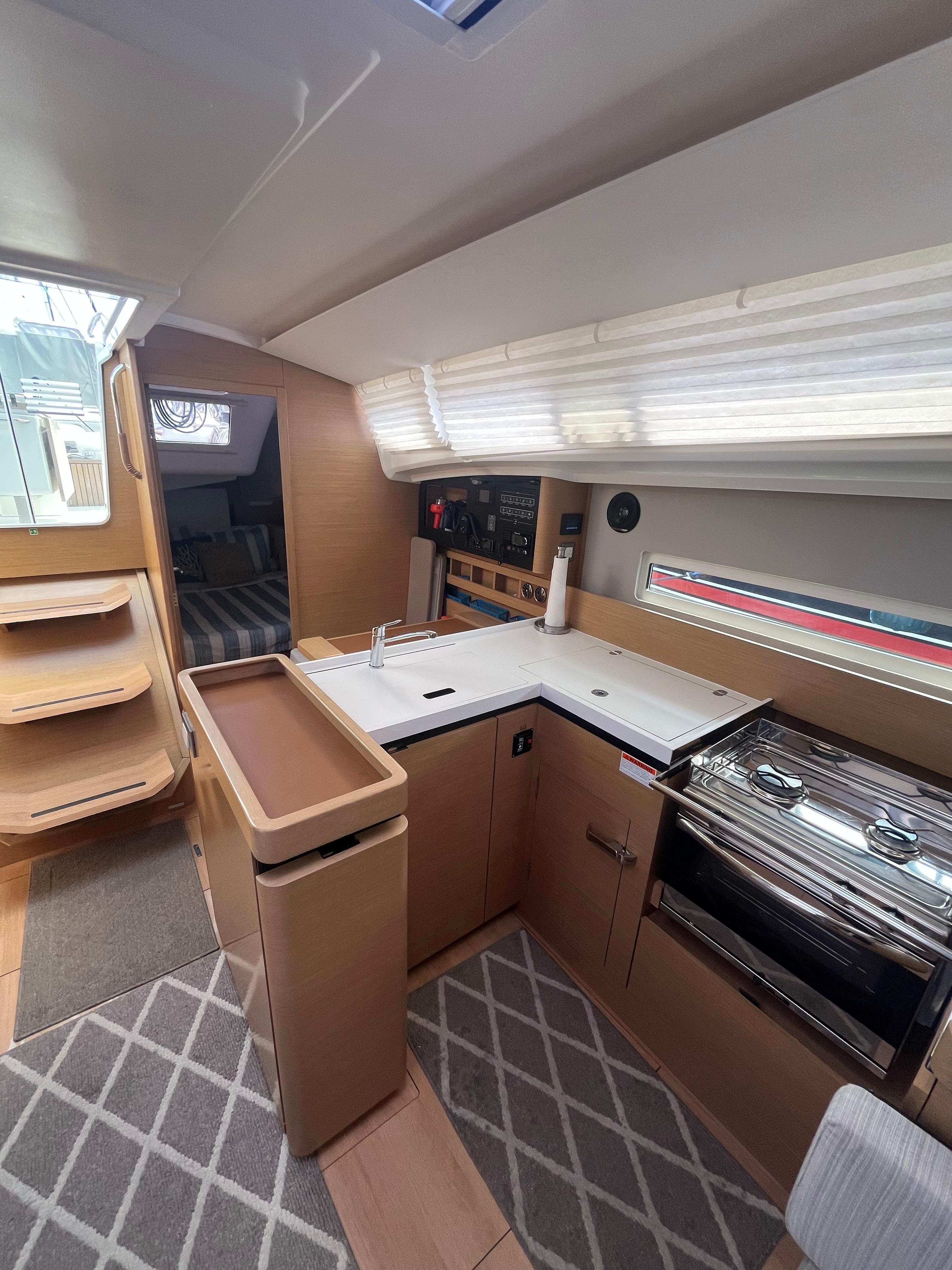 Jeanneau-410 Sun Odyssey 2020-VIGILANT FL-US-9714978 | Thumbnail