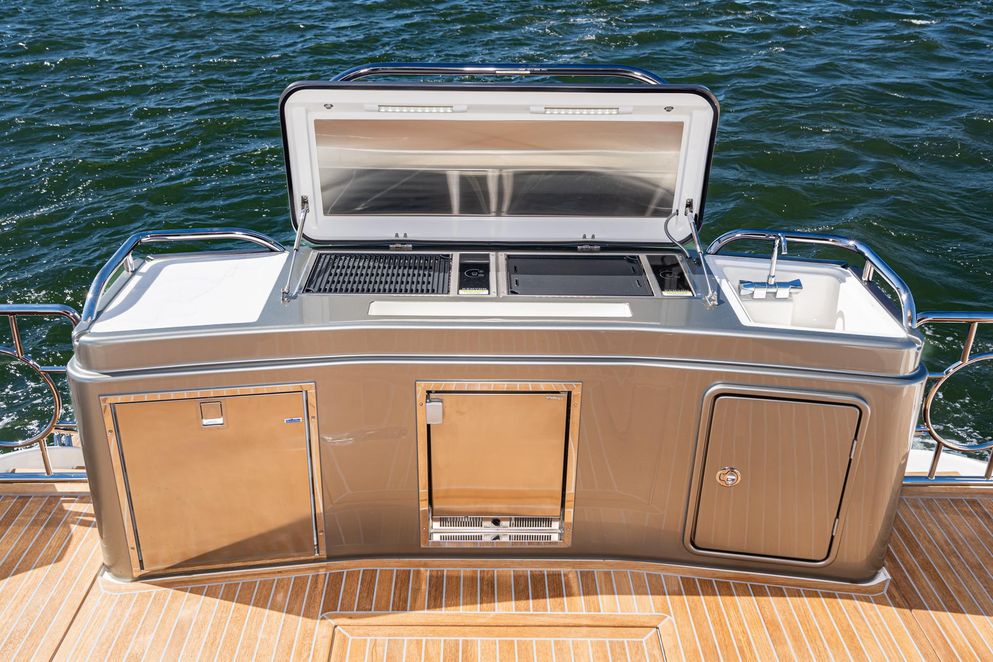 2023 Riviera 6000 Sport Yacht #R1321-23 inventory image at Sun Country Marine Group, San Diego Harbor Island 2023 Riviera 6000 Sport Yacht #R1321-23 inventory image at Sun Country Marine Group, San Diego Harbor Island