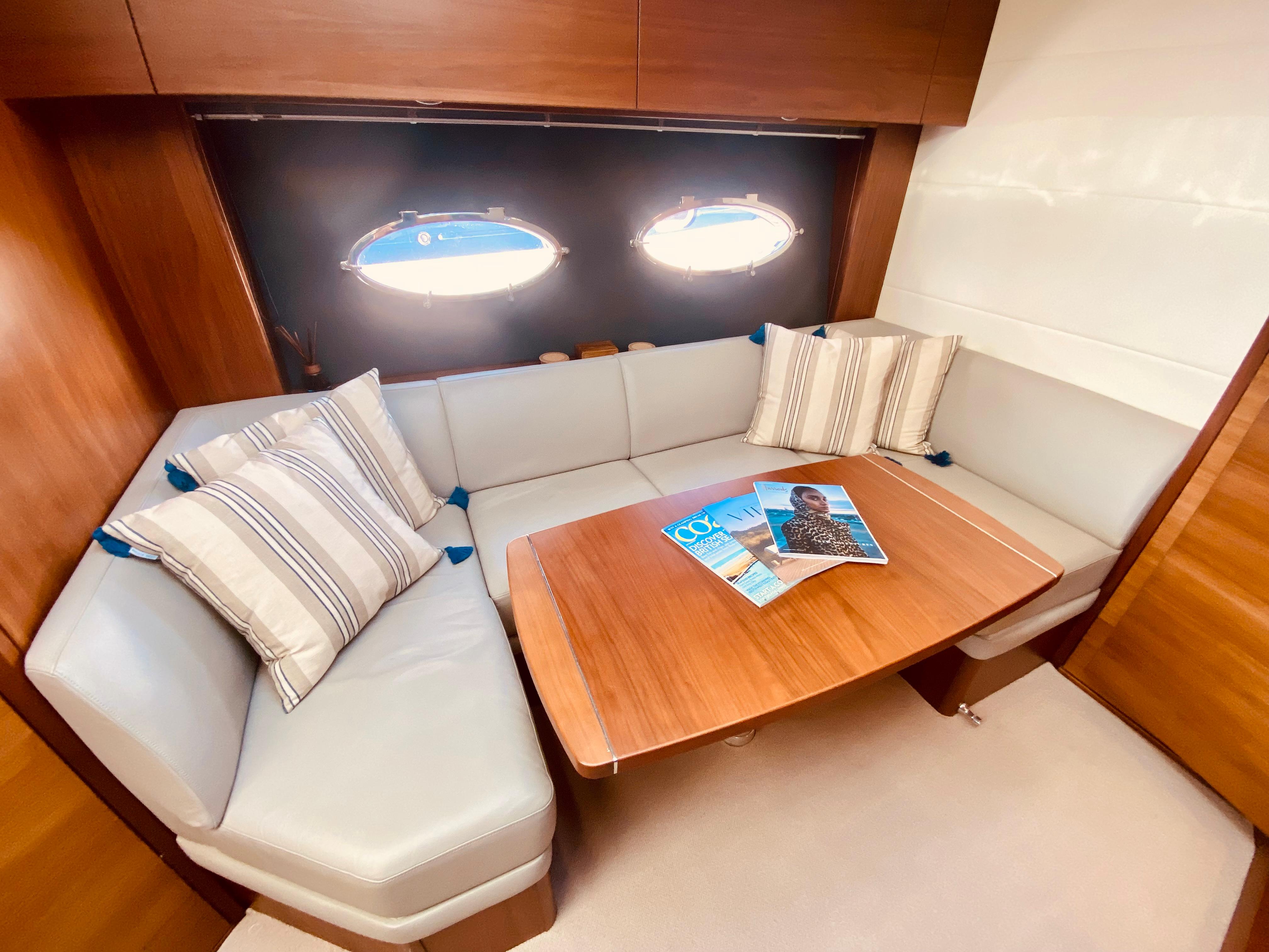 2013 Princess V39