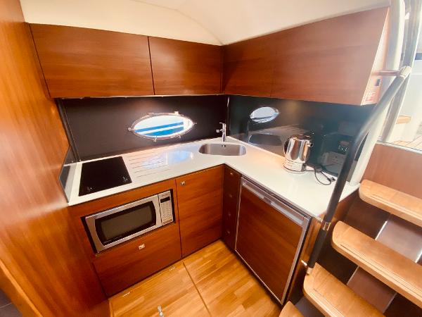 2013 Princess V39