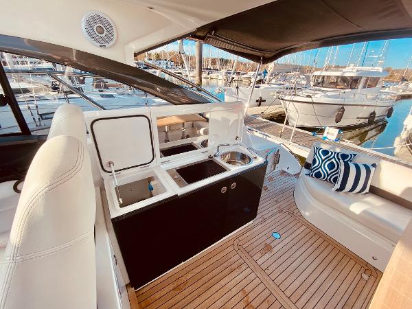 2013 Princess V39