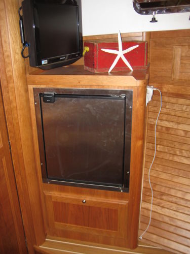 TV and Refridgerator