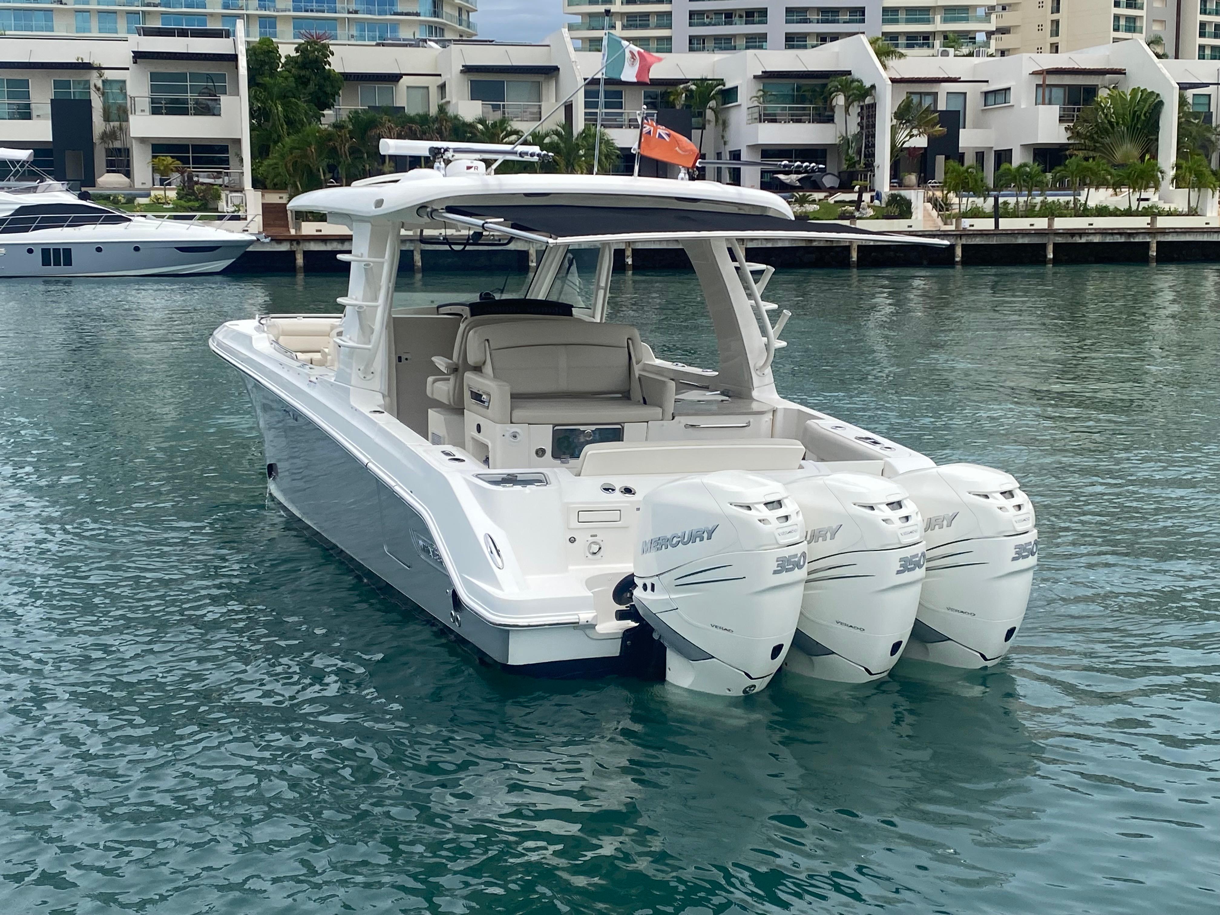 2021 Boston Whaler 350 Realm Yacht Photos Pics 