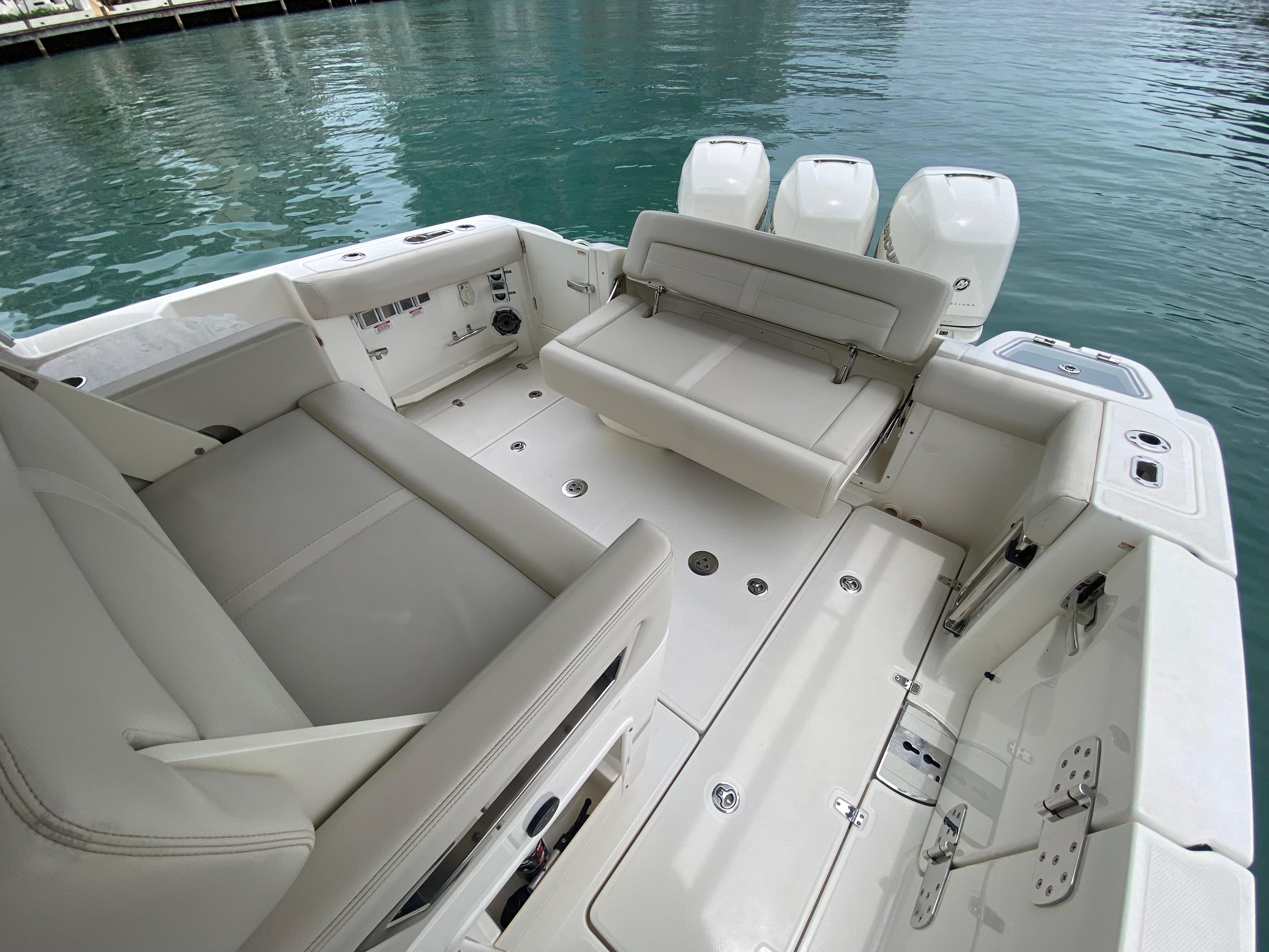 2021 Boston Whaler