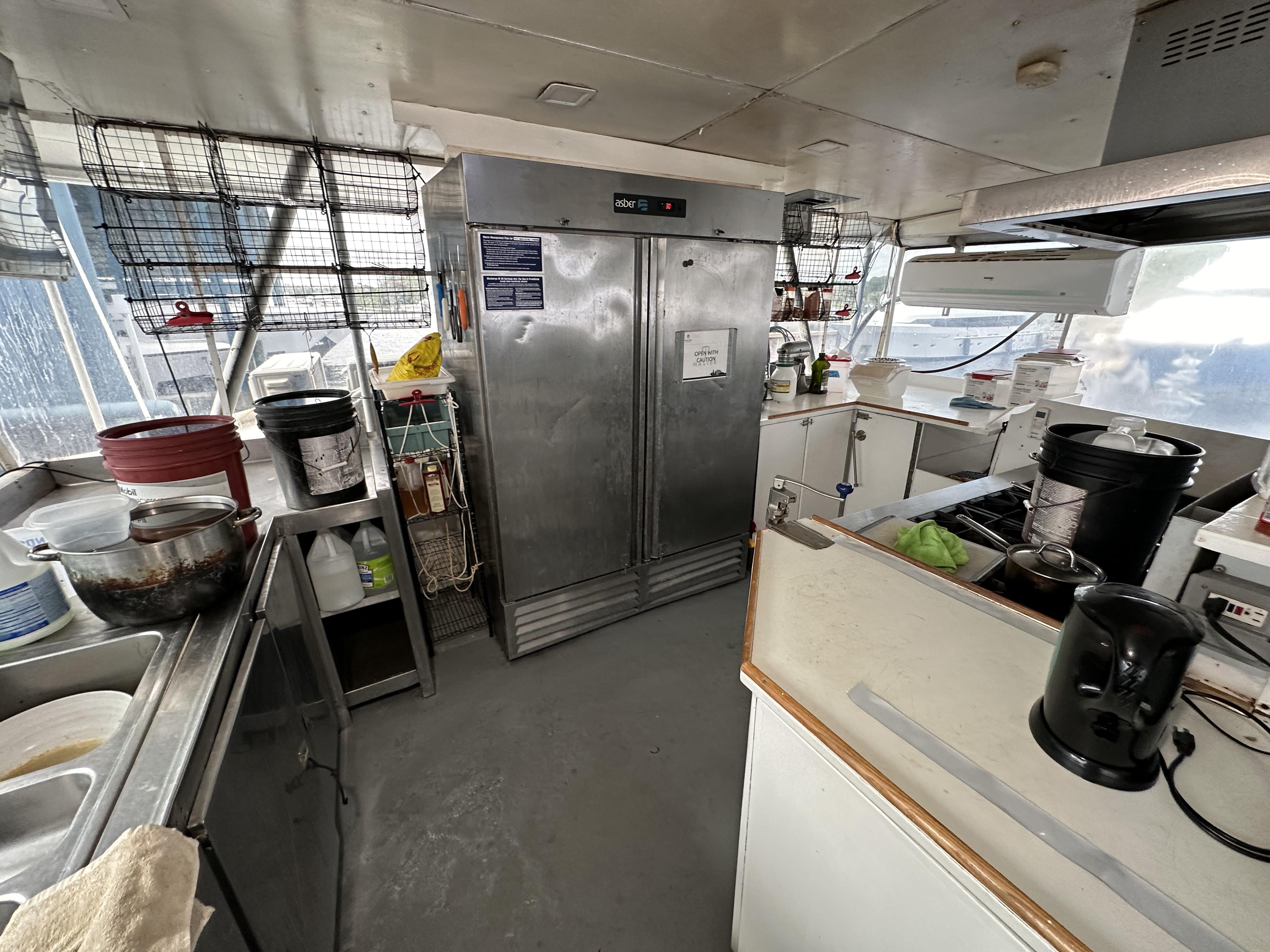 Custom-Dive Boat 1965-93 Dive Boat FL-US-9654997 | Thumbnail