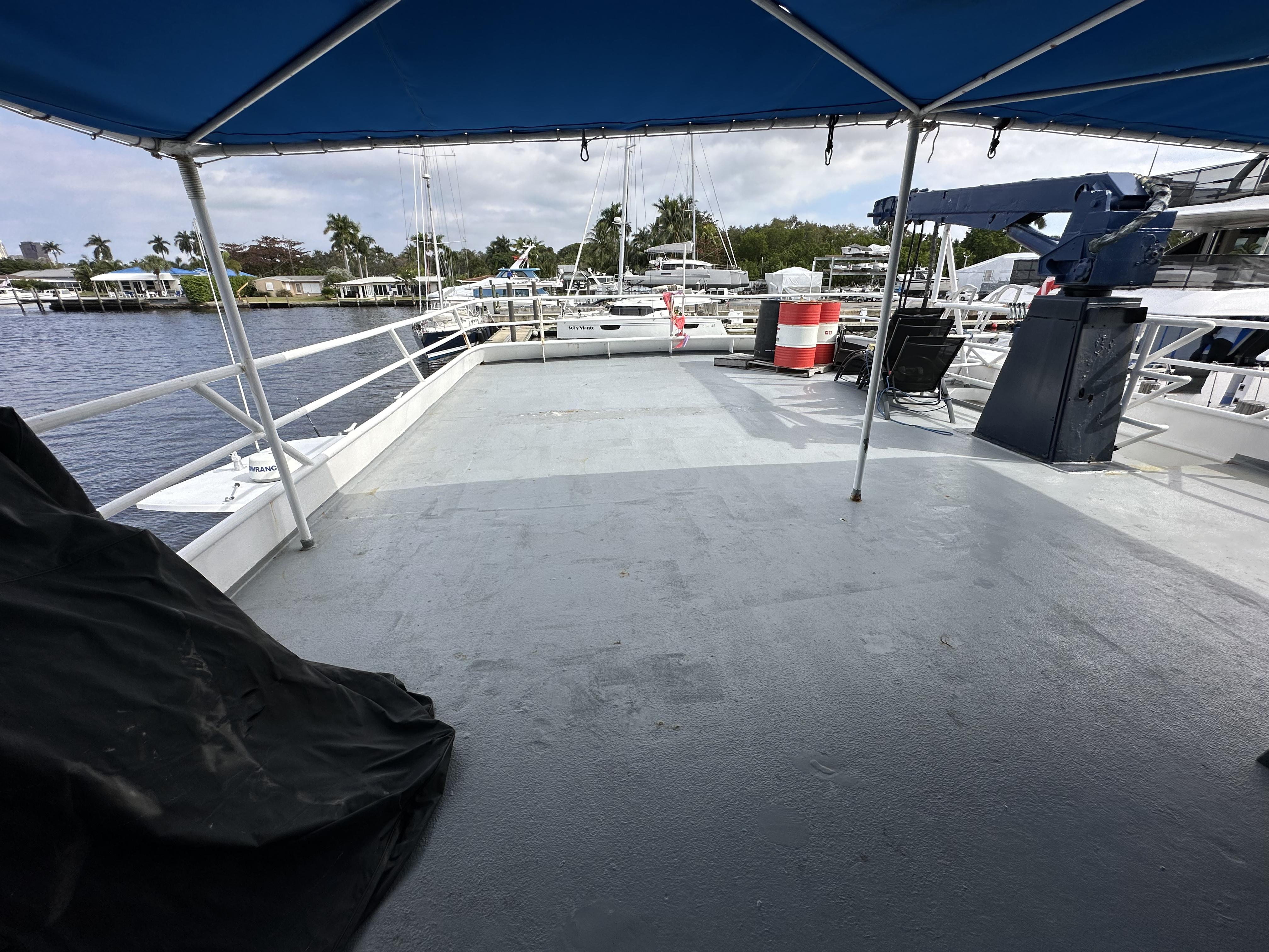 Custom-Dive Boat 1965-93 Dive Boat FL-US-9654997 | Thumbnail