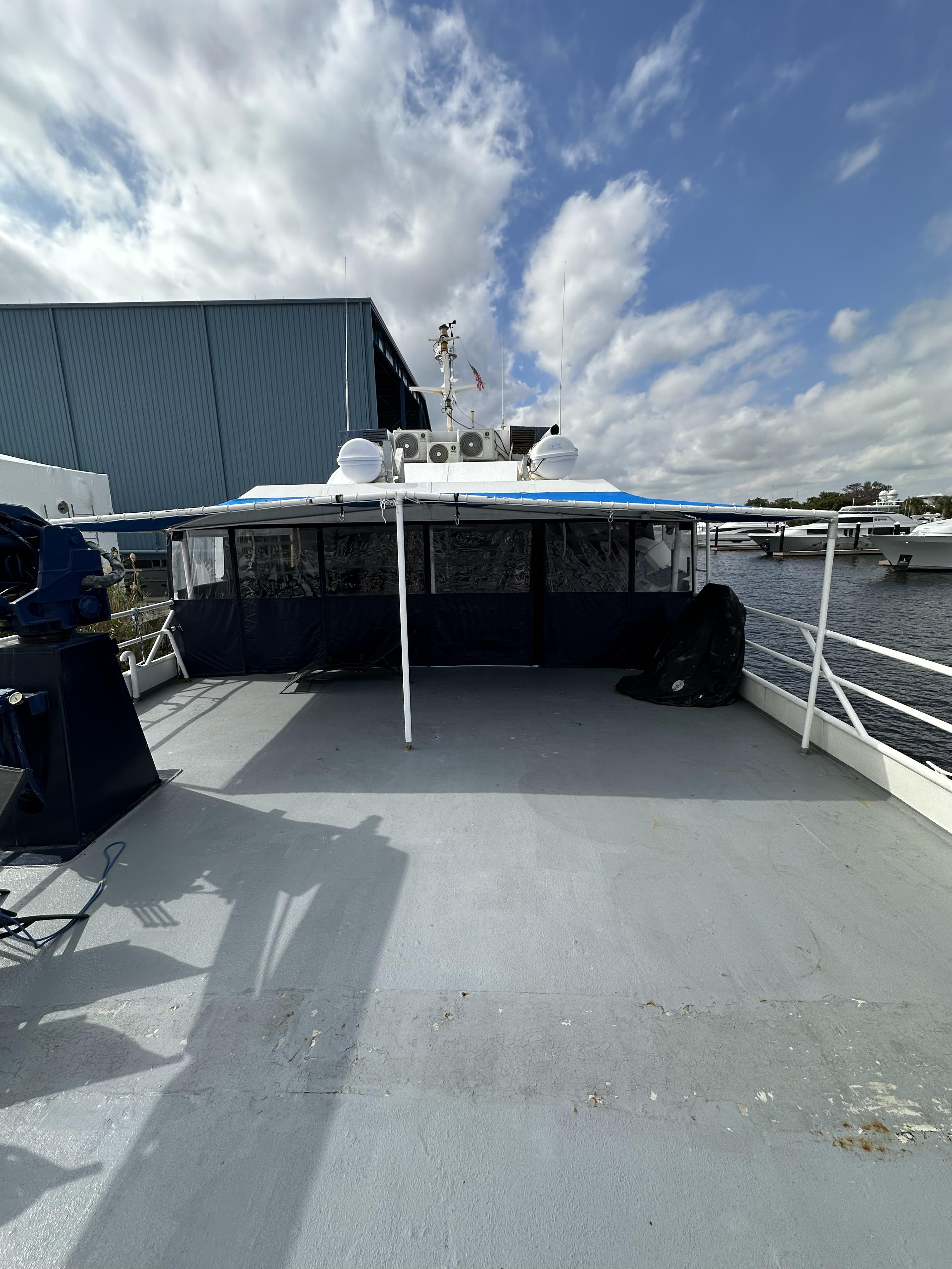 Custom-Dive Boat 1965-93 Dive Boat FL-US-9654997 | Thumbnail