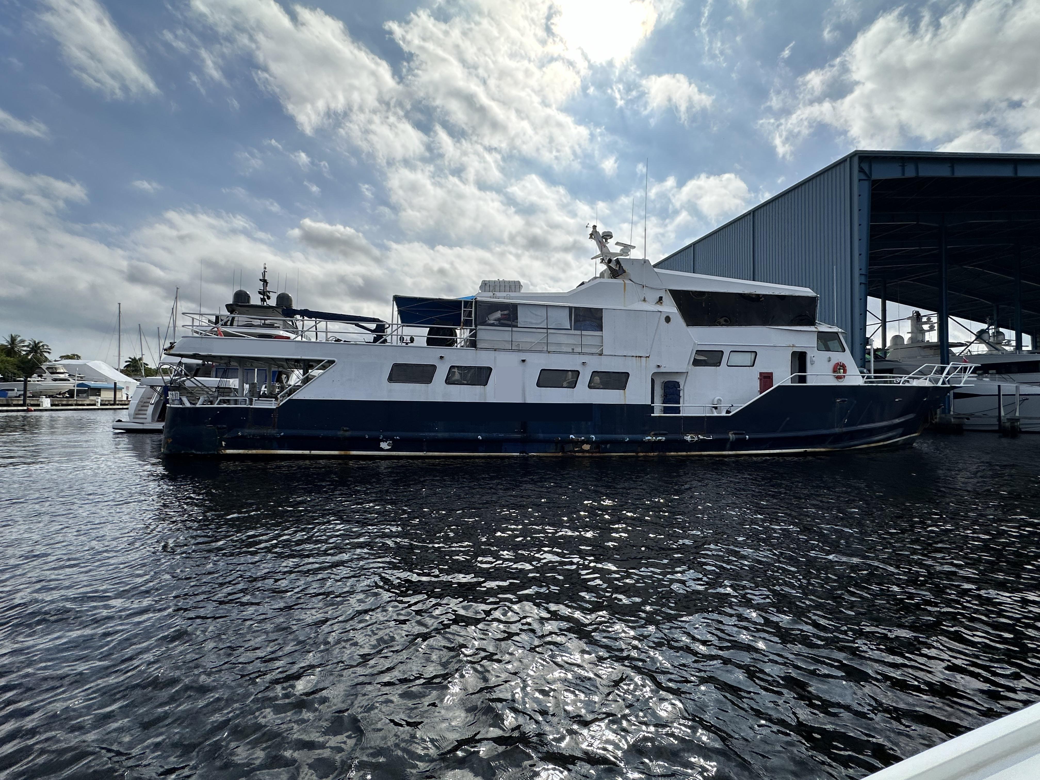 Custom-Dive Boat 1965-93 Dive Boat FL-US-9654997 | Thumbnail