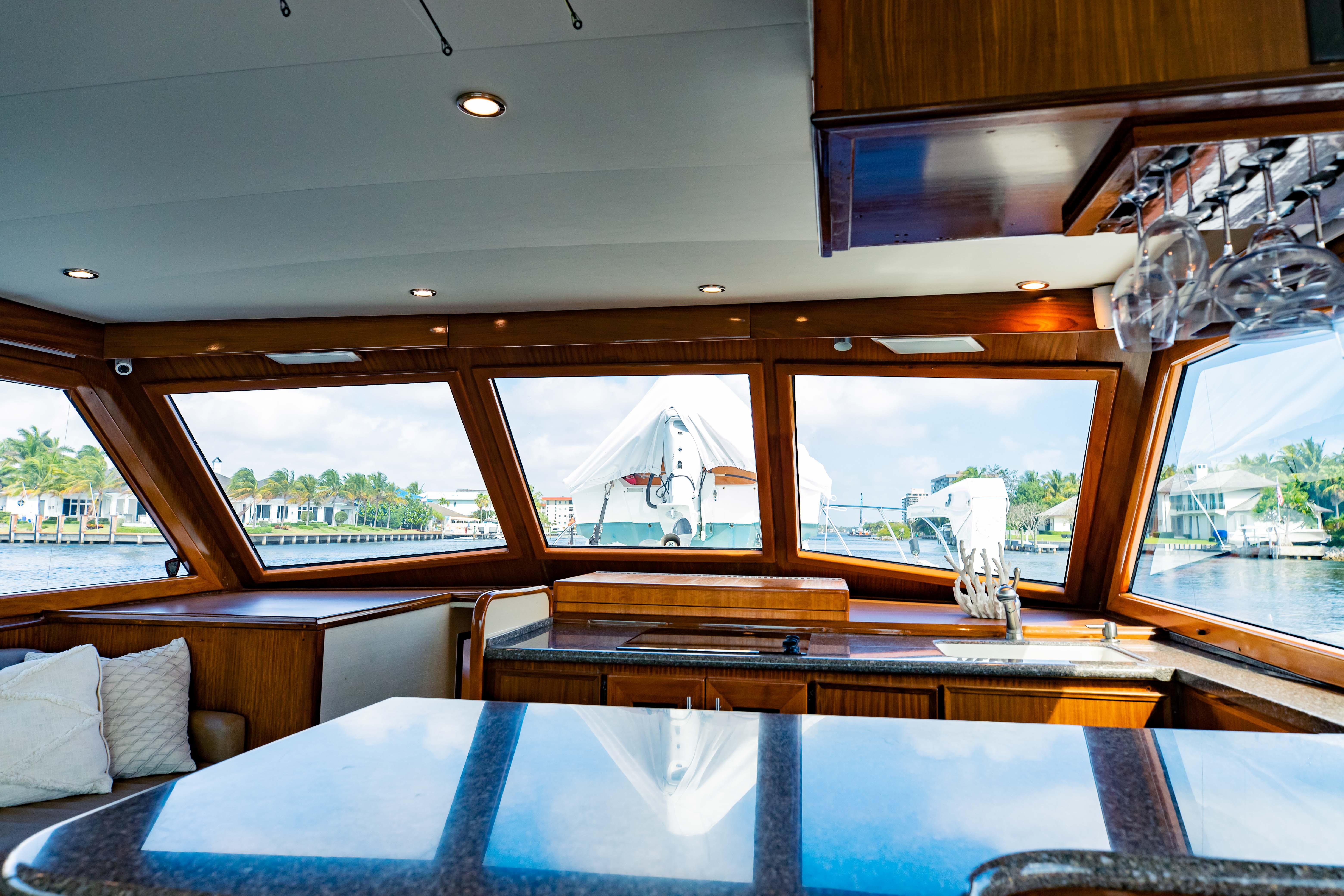 1985 55 Hatteras Galley (1)