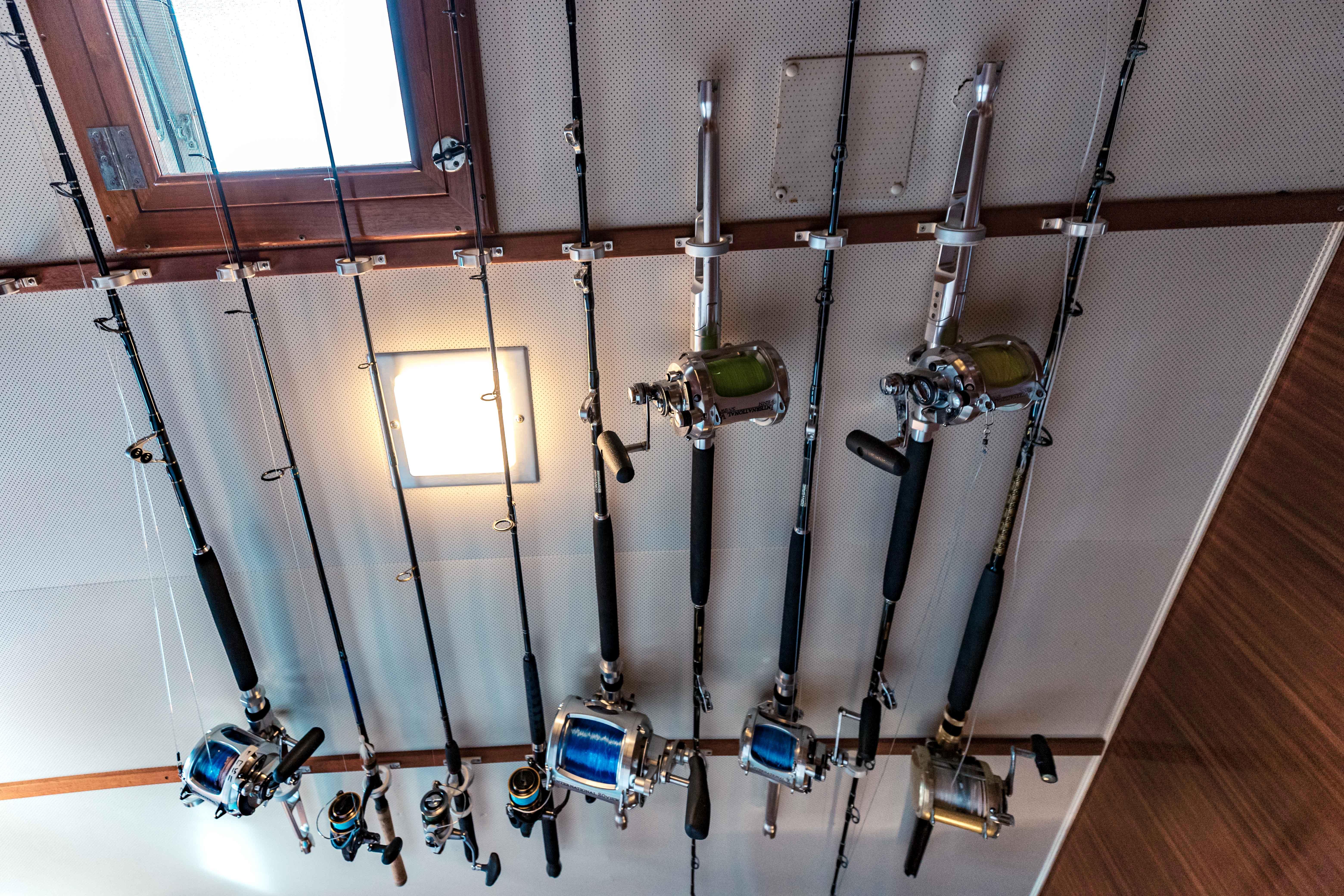 1985 55 Hatteras Rod Storage