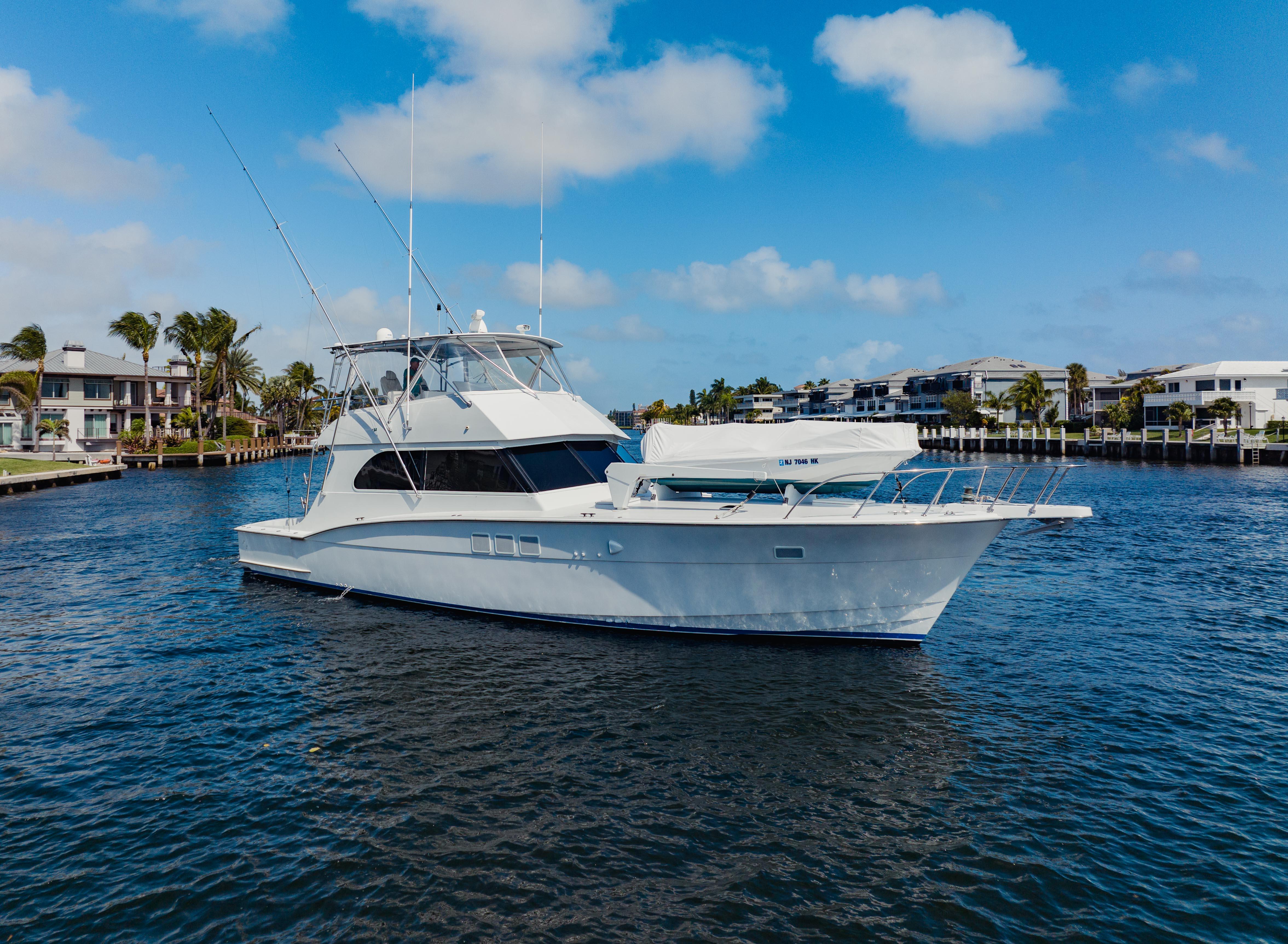 1985 55 Hatteras Stbd (5)