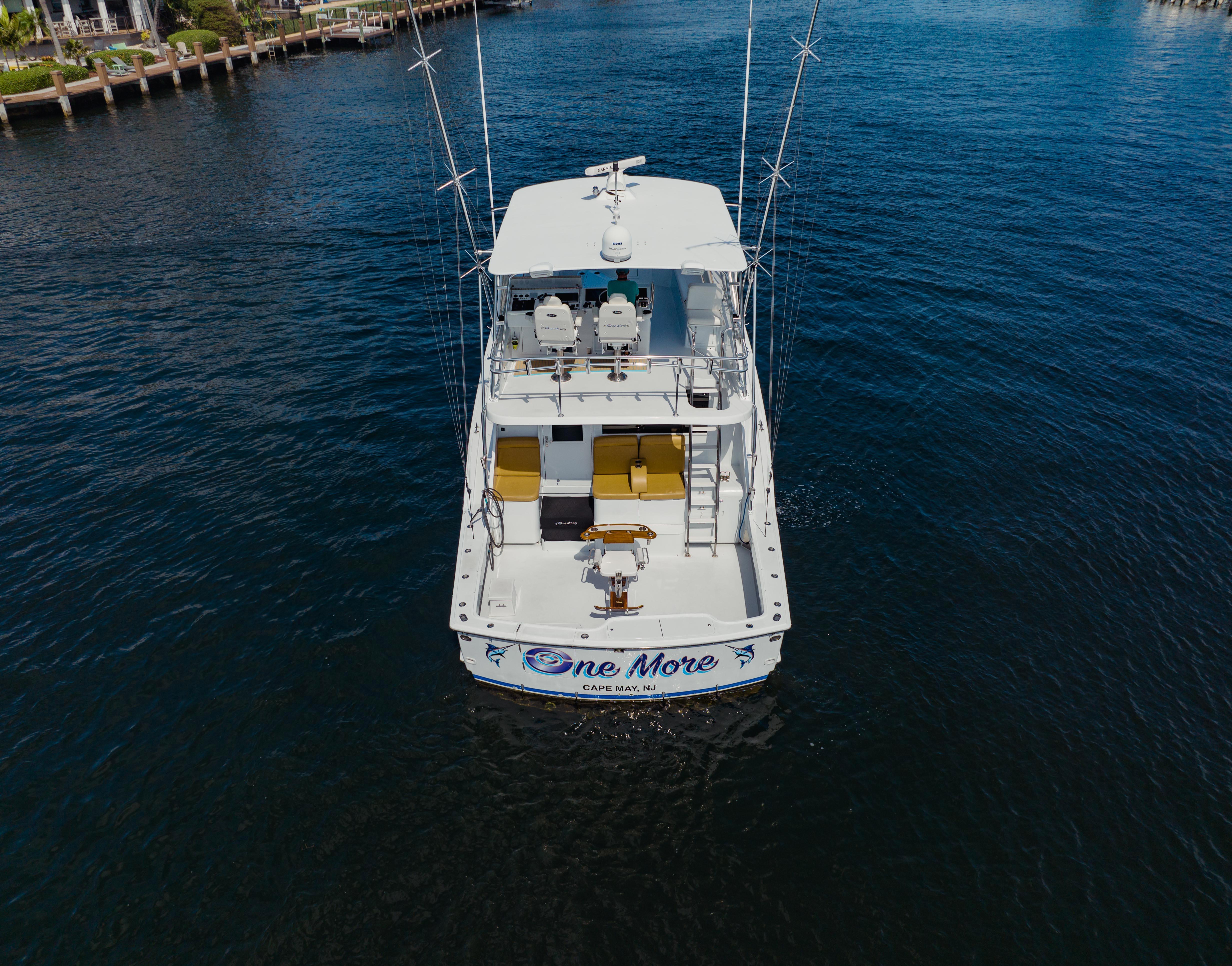 1985 55 Hatteras Transom (5)