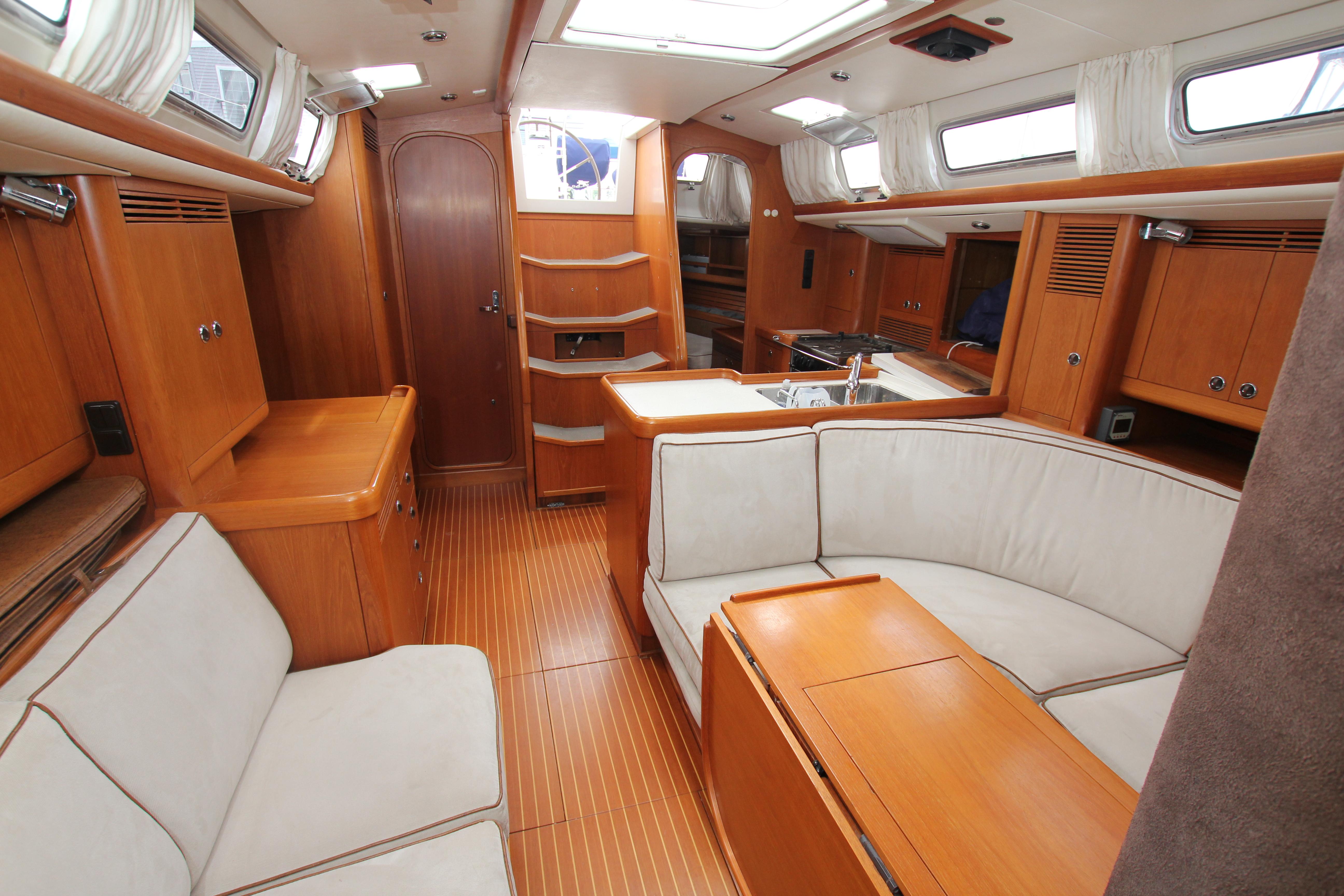 Newport RI Yacht Brokerage