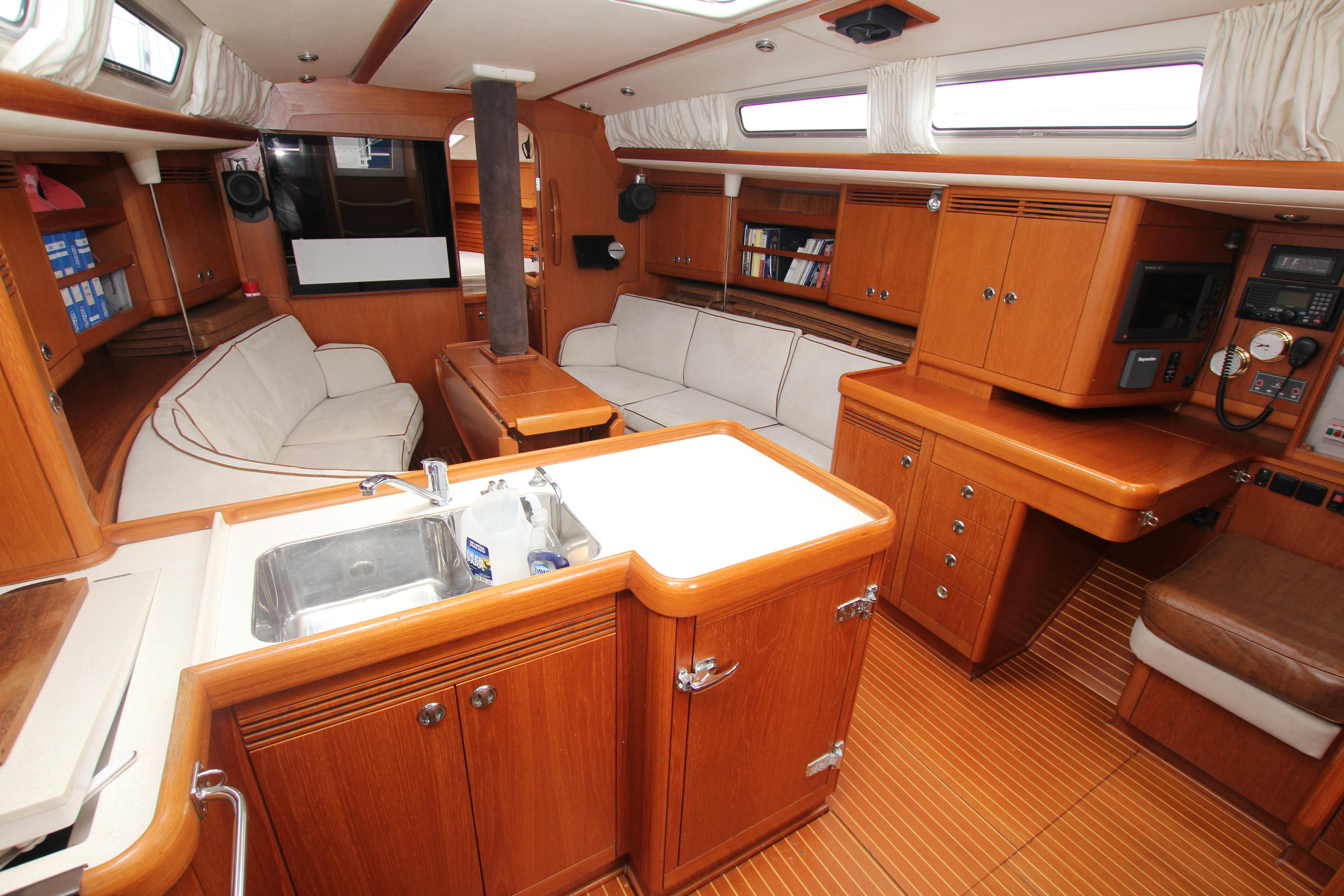 Newport RI Yacht Brokerage