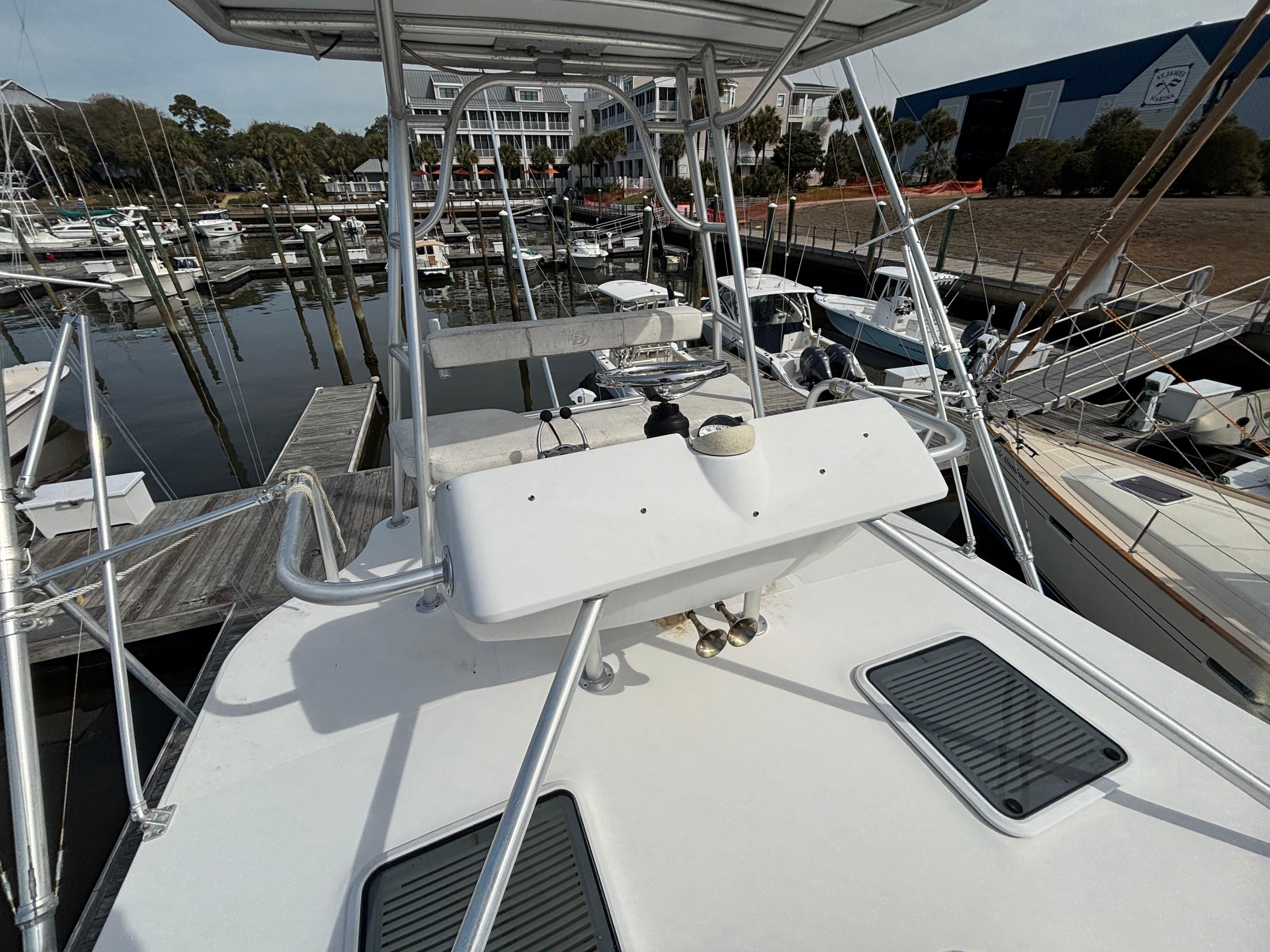 2011-luhrs-37-canyon-ips-power-9710502-974983858-0-100320251433-62