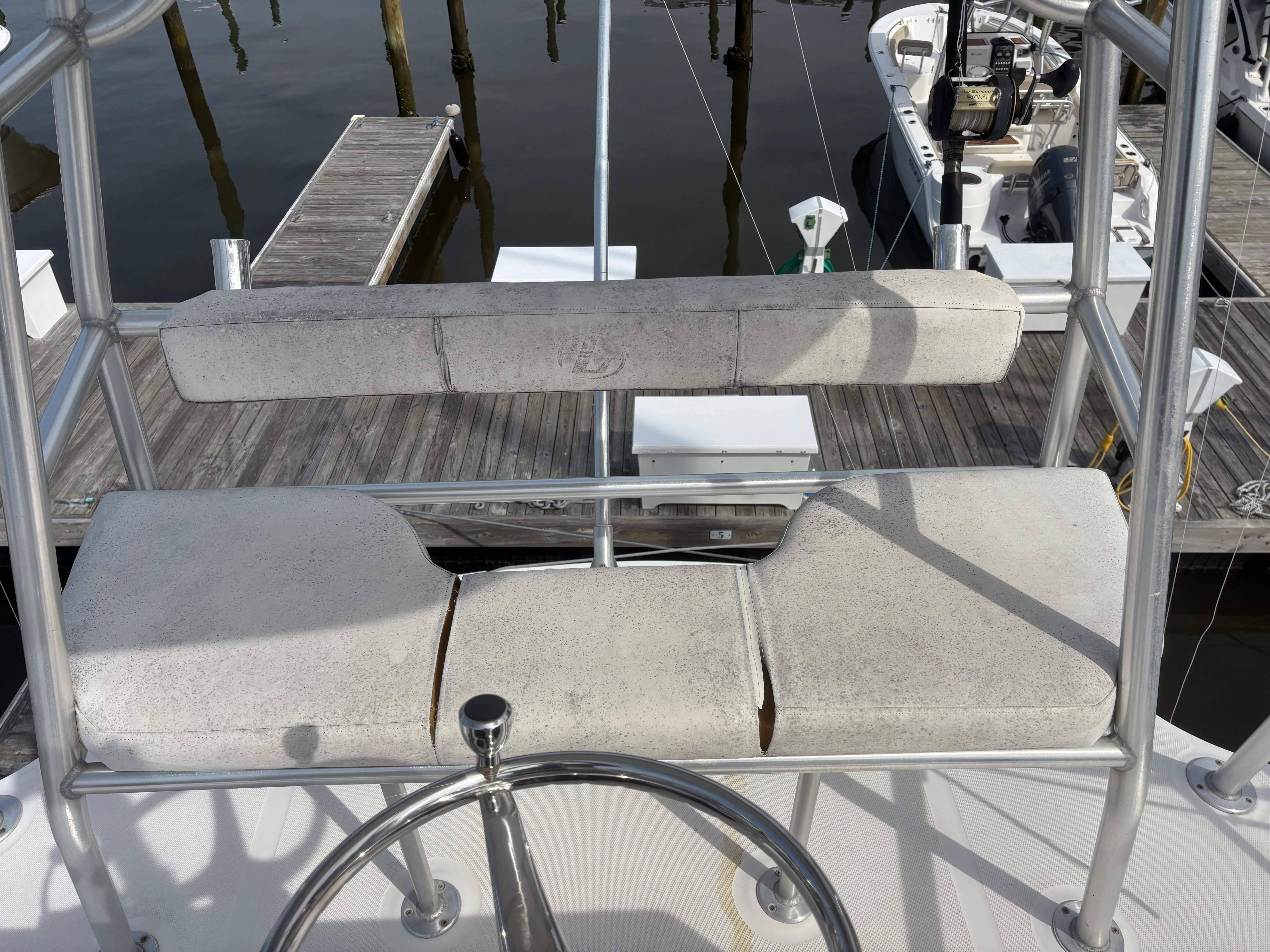 2011-luhrs-37-canyon-ips-power-9710502-974983860-0-100320251434-64