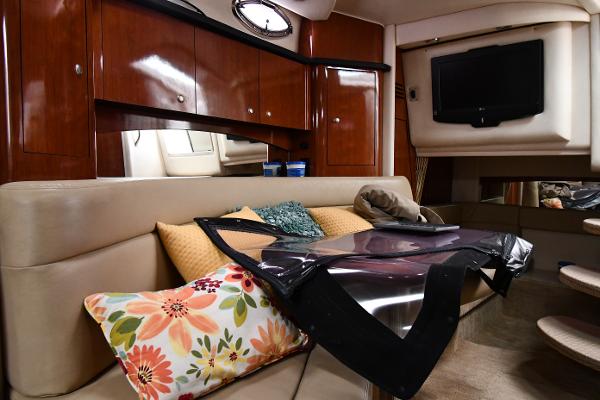 32' Sea Ray, Listing Number 100859943, - Photo No. 43