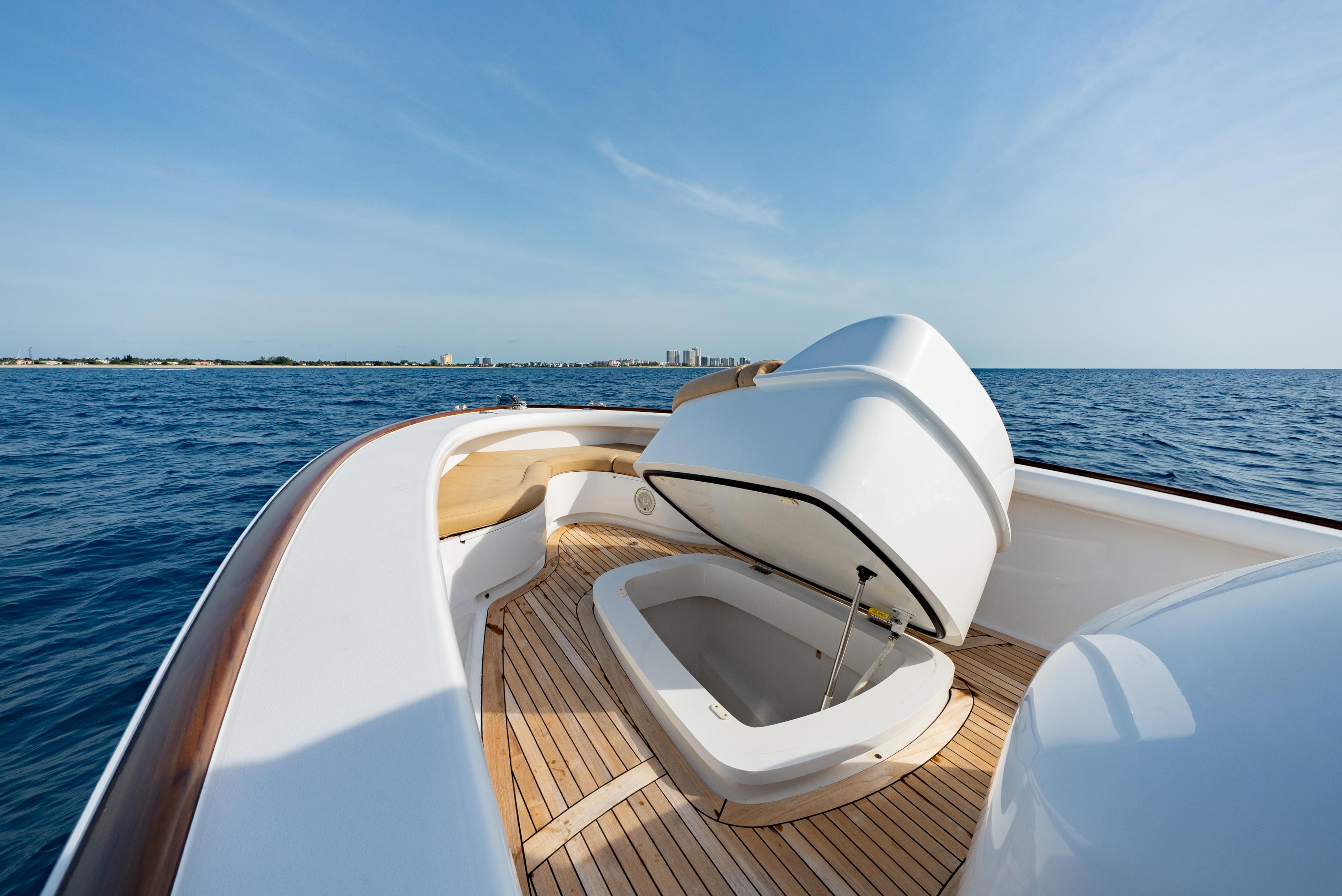 Winter Custom Yachts-37 Custom Carolina 2018-OFF COURSE (Name Reserved) FL-US-2018 Winter Custom Yachts 37 Custom Carolina yacht on open sea, featuring sleek deck design.-9832172 | Thumbnail