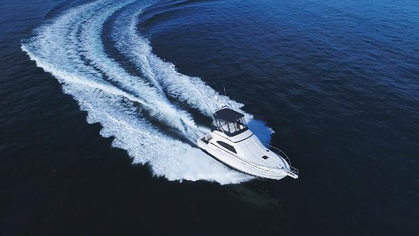 Photo of 2001 Bertram 39'