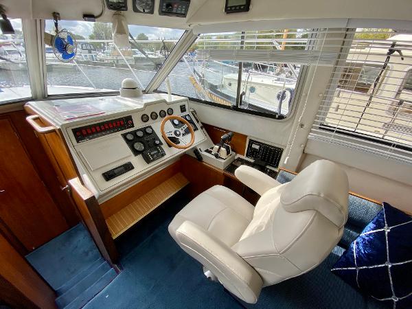 1989 Fairline Turbo 36