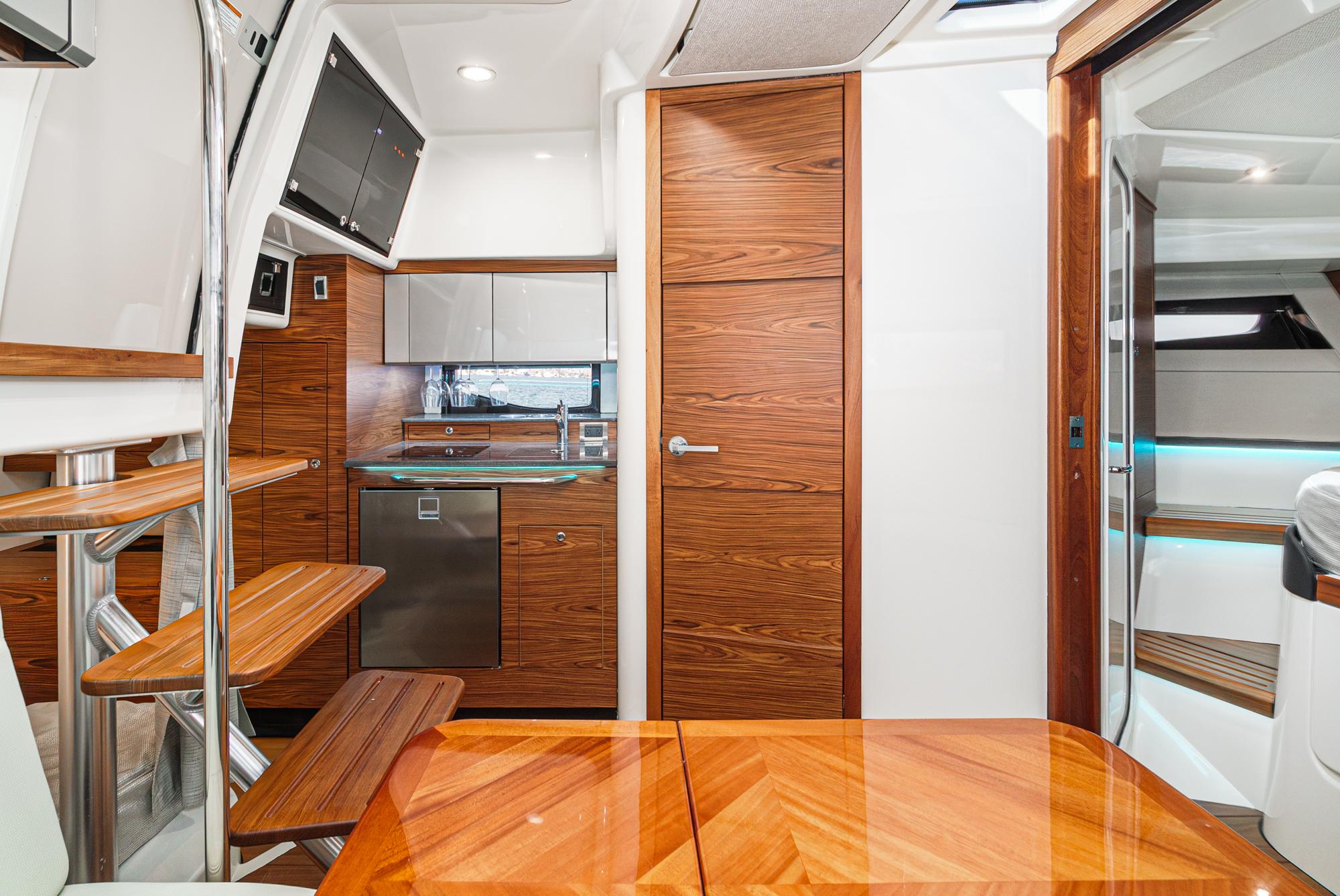 2022 Boston Whaler 405 Conquest #TBJP0375LLC inventory image at Sun Country Marine Group, Newport Beach 2022 Boston Whaler 405 Conquest #TBJP0375LLC inventory image at Sun Country Marine Group, Newport Beach
