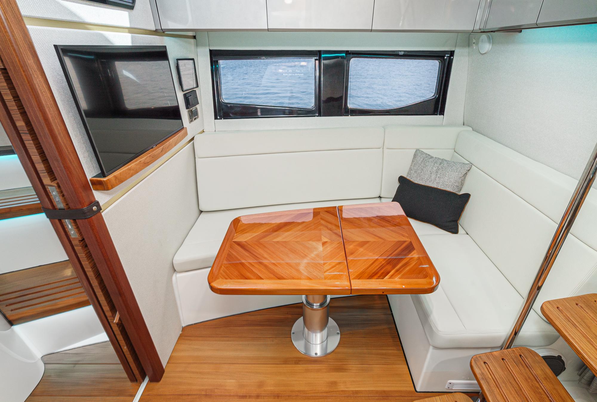 2022 Boston Whaler 405 Conquest #TBJP0375LLC inventory image at Sun Country Marine Group, Newport Beach 2022 Boston Whaler 405 Conquest #TBJP0375LLC inventory image at Sun Country Marine Group, Newport Beach