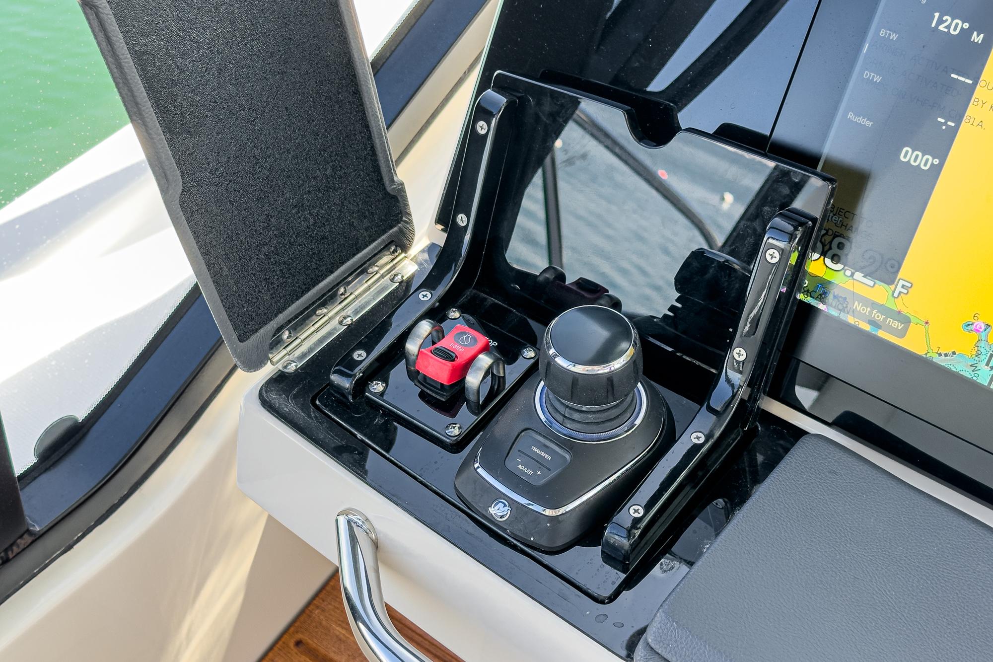 2022 Boston Whaler 405 Conquest #TBJP0375LLC inventory image at Sun Country Marine Group, Newport Beach 2022 Boston Whaler 405 Conquest #TBJP0375LLC inventory image at Sun Country Marine Group, Newport Beach