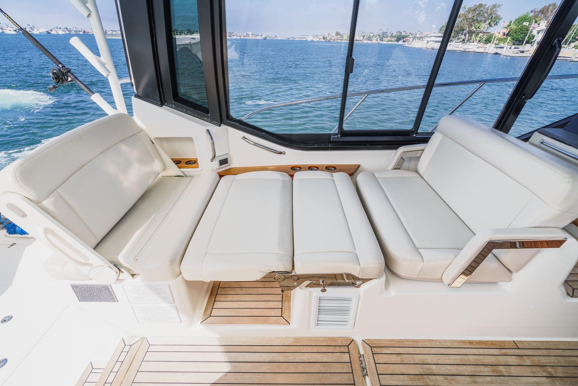 2022 Boston Whaler 405 Conquest #TBJP0375LLC inventory image at Sun Country Marine Group, Newport Beach 2022 Boston Whaler 405 Conquest #TBJP0375LLC inventory image at Sun Country Marine Group, Newport Beach