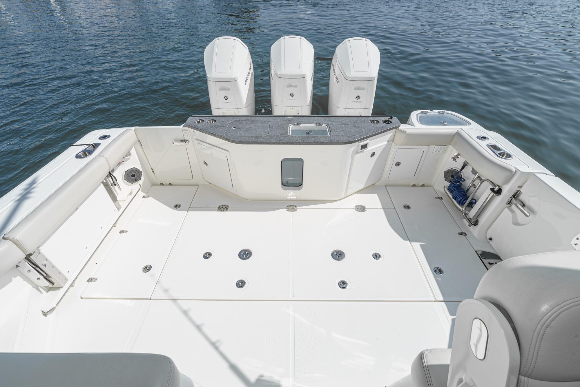 2022 Boston Whaler 405 Conquest #TBJP0375LLC inventory image at Sun Country Marine Group, Newport Beach 2022 Boston Whaler 405 Conquest #TBJP0375LLC inventory image at Sun Country Marine Group, Newport Beach