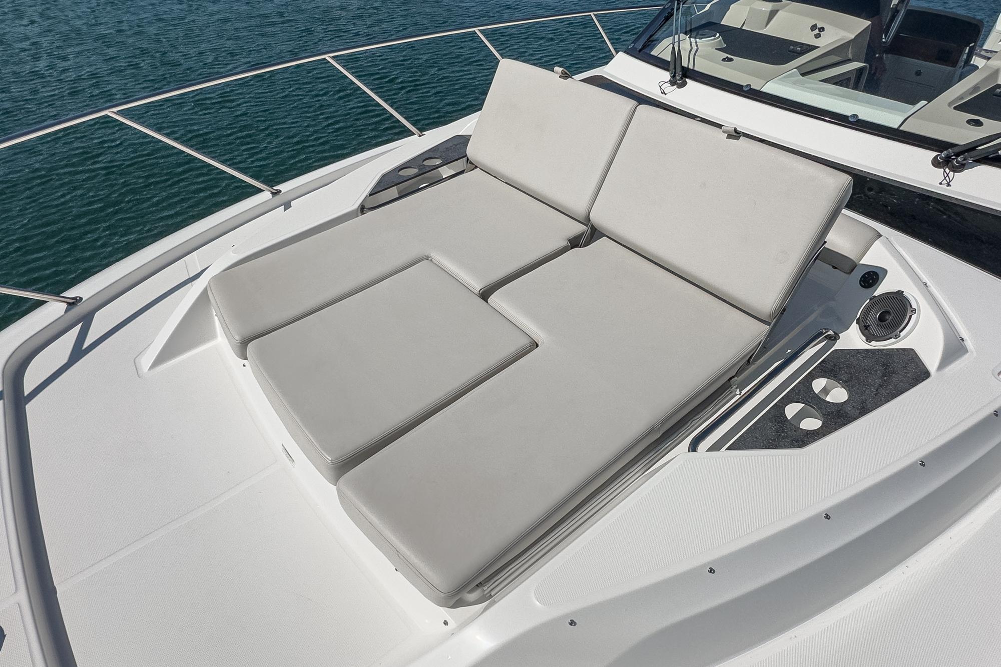 2022 Boston Whaler 405 Conquest #TBJP0375LLC inventory image at Sun Country Marine Group, Newport Beach 2022 Boston Whaler 405 Conquest #TBJP0375LLC inventory image at Sun Country Marine Group, Newport Beach