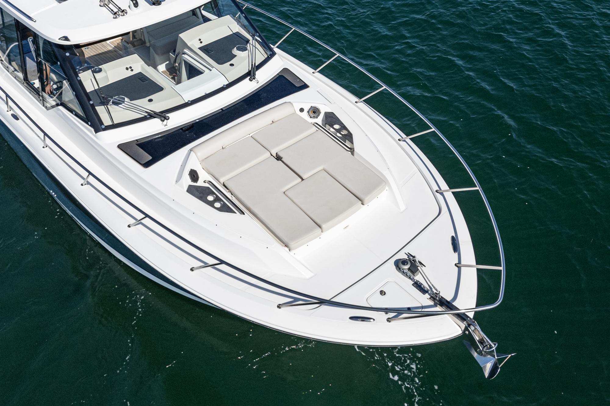 2022 Boston Whaler 405 Conquest #TBJP0375LLC inventory image at Sun Country Marine Group, Newport Beach 2022 Boston Whaler 405 Conquest #TBJP0375LLC inventory image at Sun Country Marine Group, Newport Beach