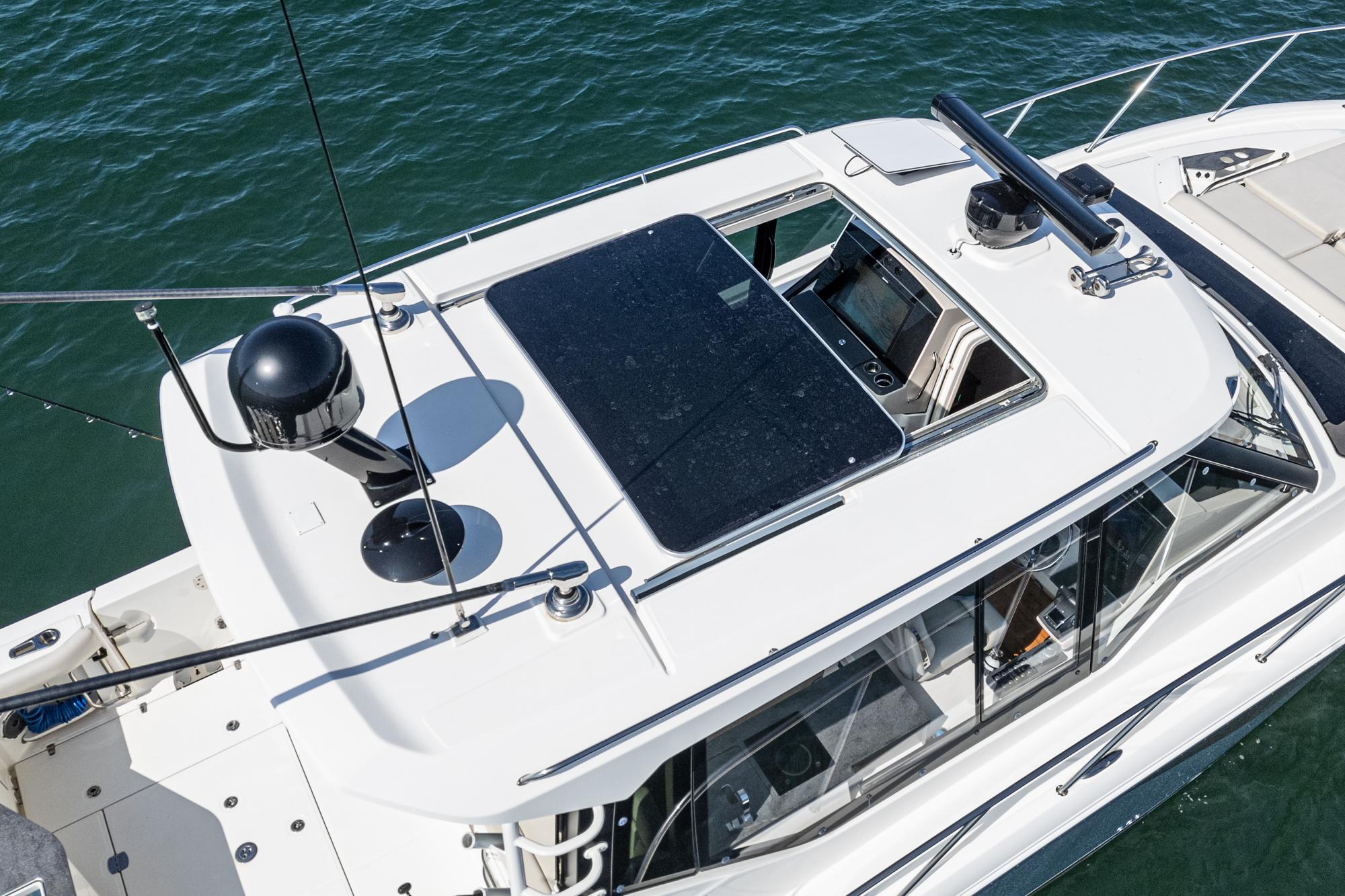 2022 Boston Whaler 405 Conquest #TBJP0375LLC inventory image at Sun Country Marine Group, Newport Beach 2022 Boston Whaler 405 Conquest #TBJP0375LLC inventory image at Sun Country Marine Group, Newport Beach