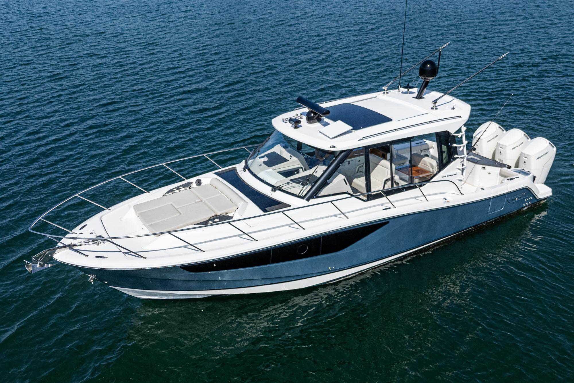 2022 Boston Whaler 405 Conquest #TBJP0375LLC inventory image at Sun Country Marine Group, Newport Beach 2022 Boston Whaler 405 Conquest #TBJP0375LLC inventory image at Sun Country Marine Group, Newport Beach