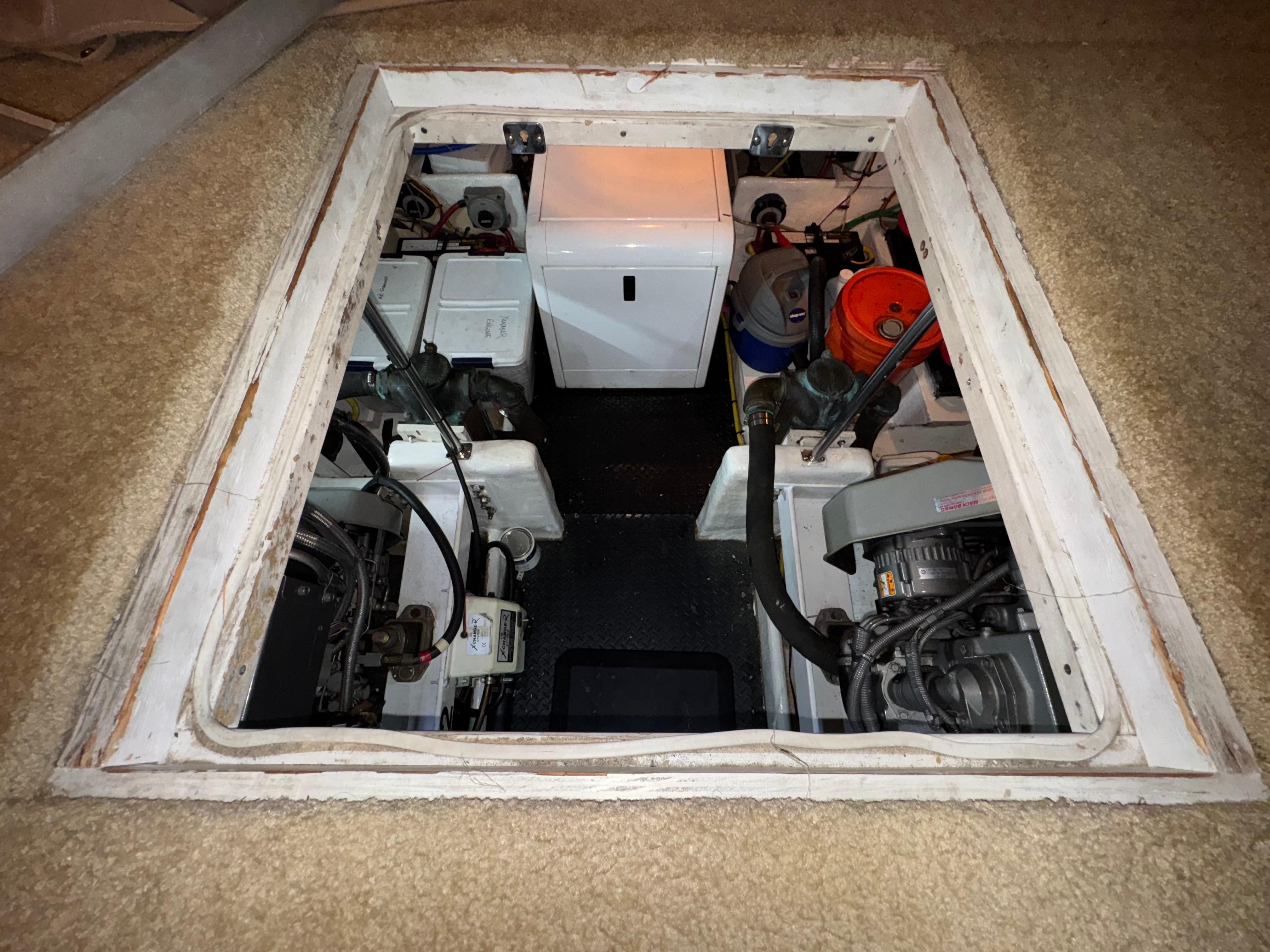 2008-silverton-43-motor-yacht-power-9840539-982768990-0-160620250825-2