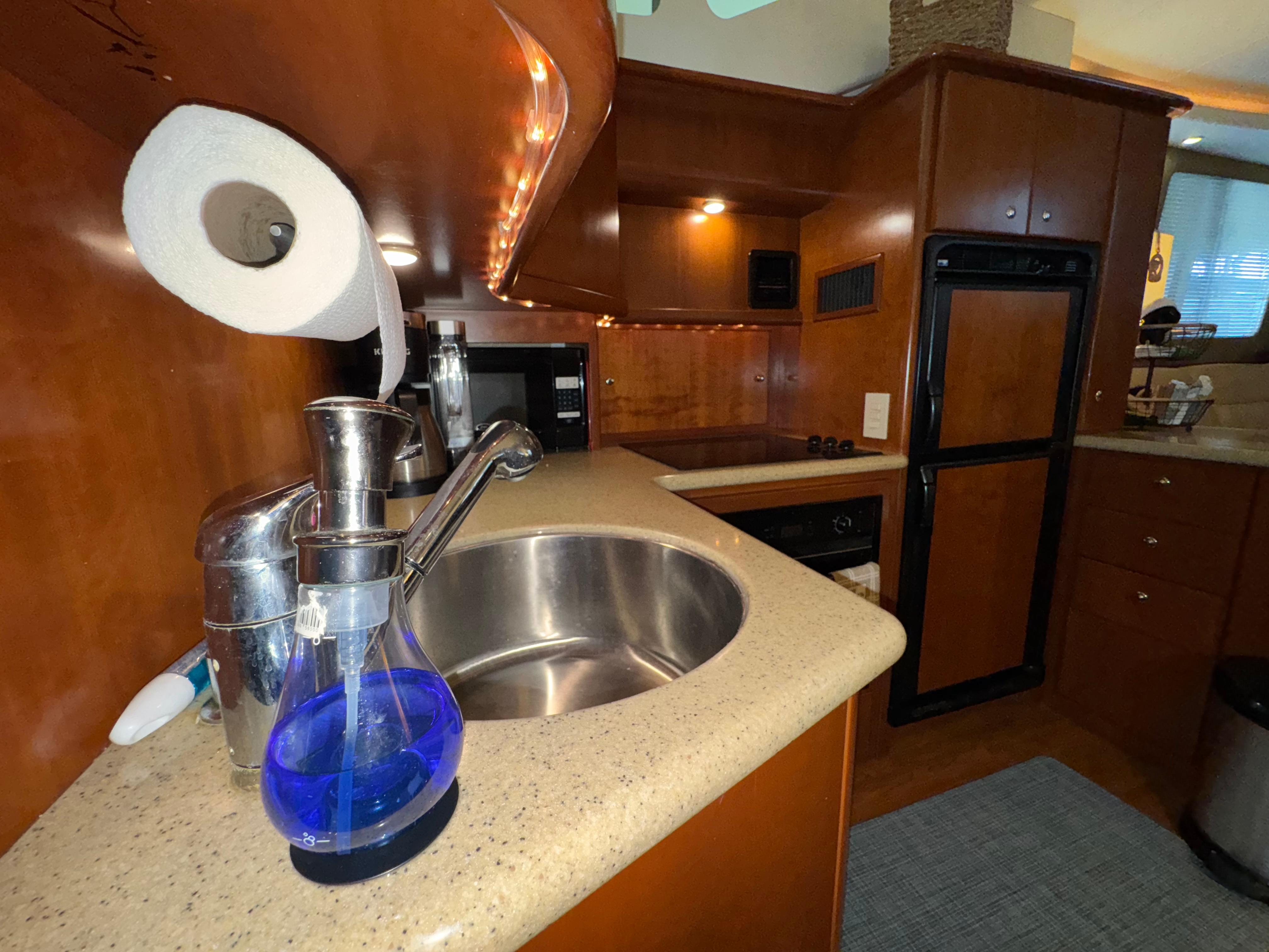 2008-silverton-43-motor-yacht-power-9840539-982768991-0-160620250826-25