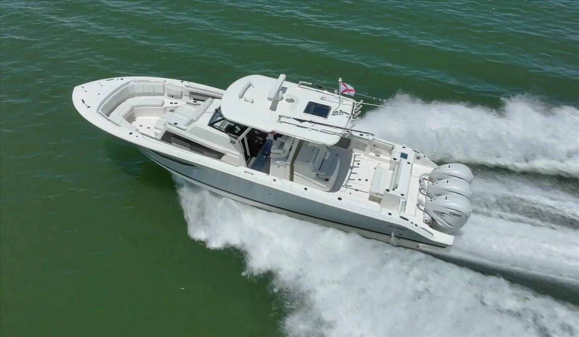 Mr. Lucky Yacht Photos Pics 2021-Pursuit-S-378