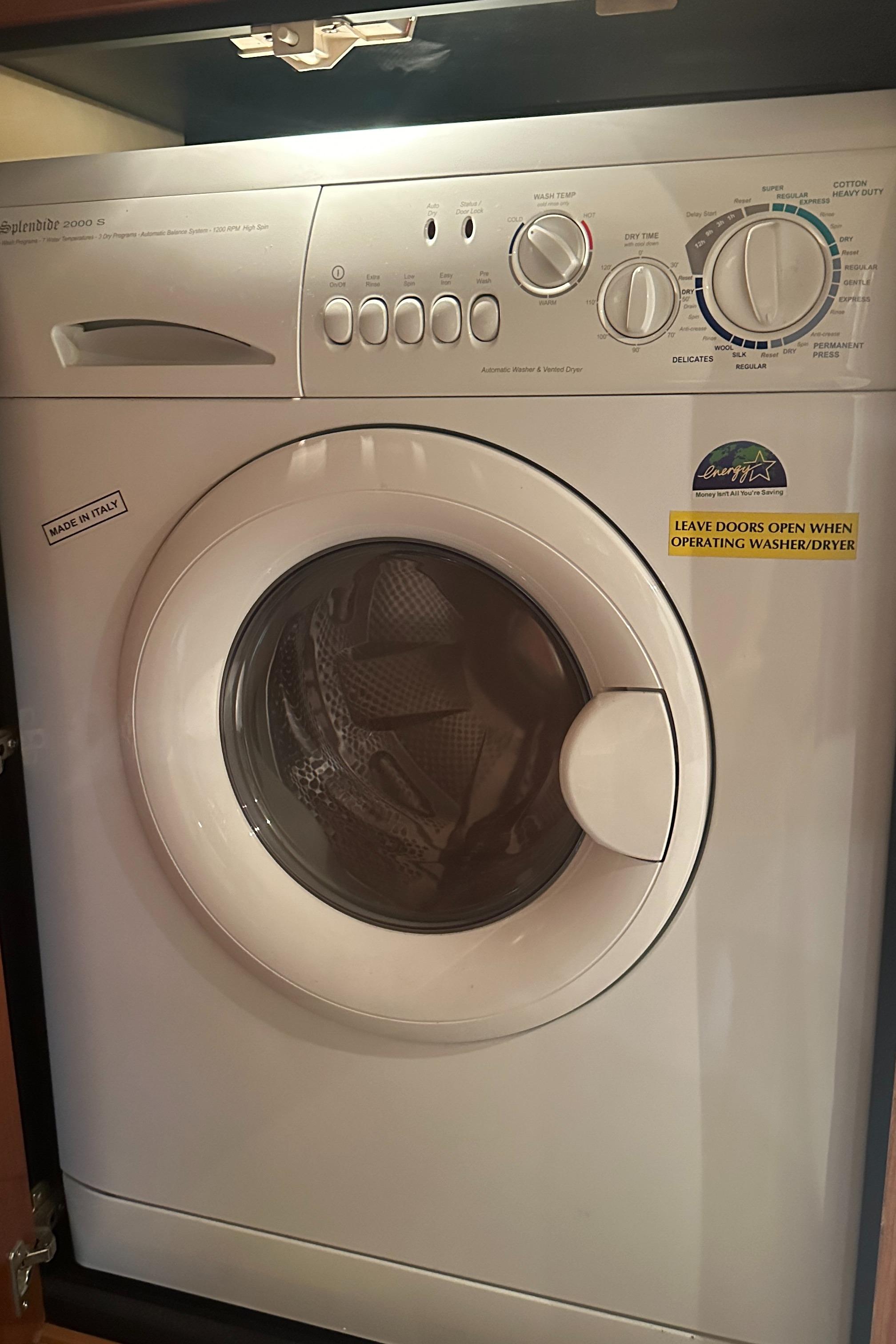 2003 Cruisers 440 EXPRESS large 72
