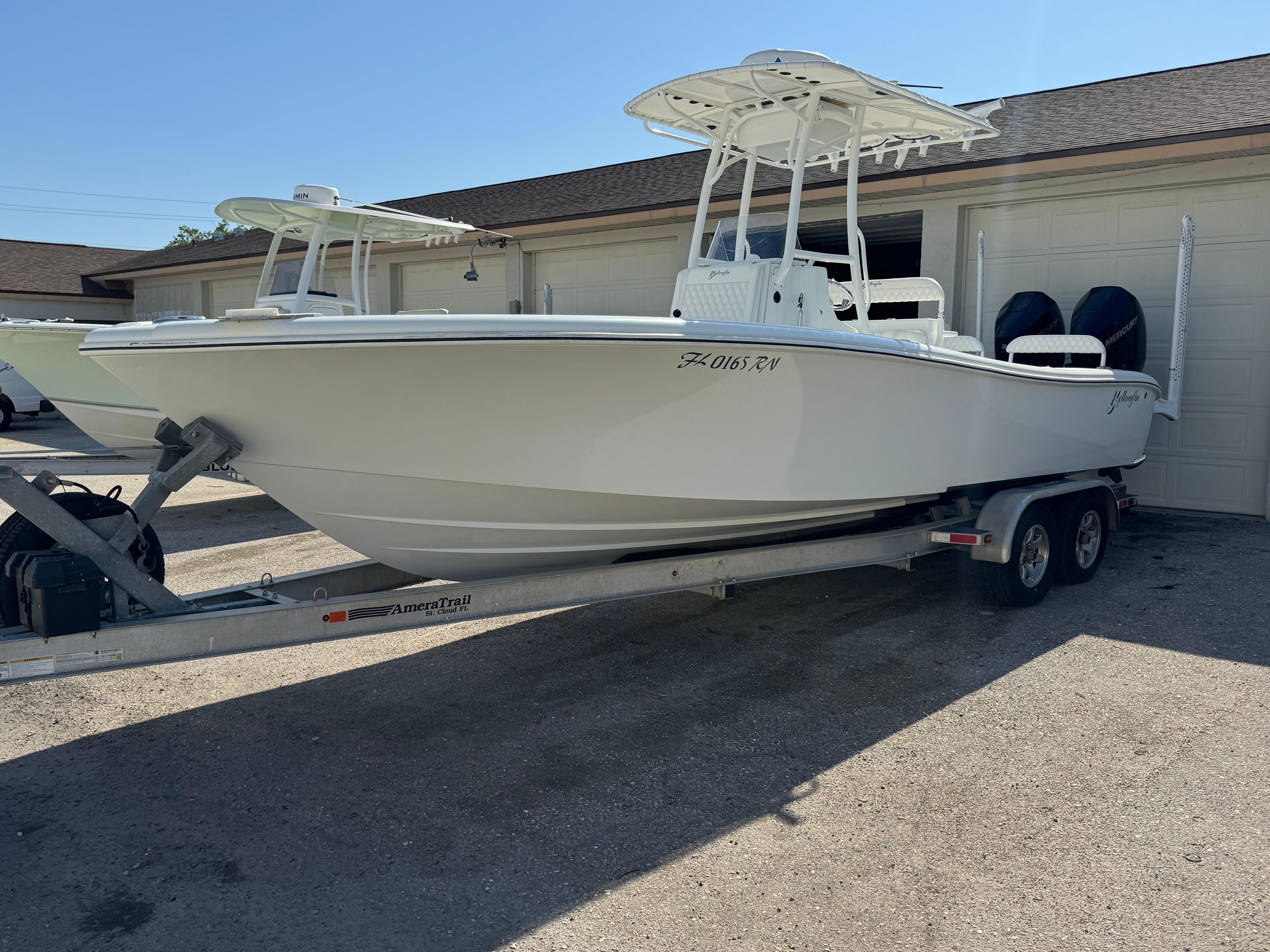 2015-yellowfin-26-power-9750547-20250409153857437-1_XLARGE