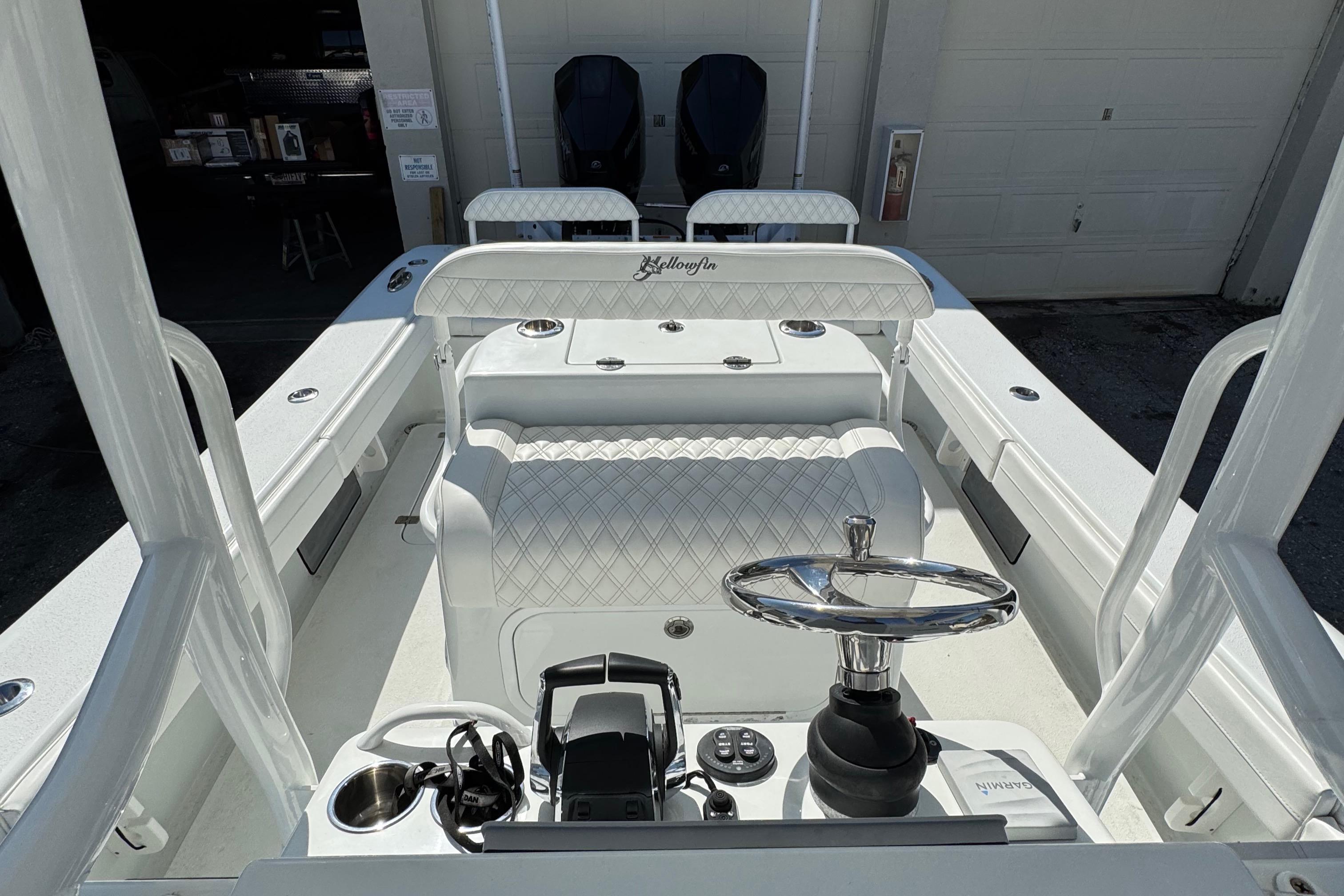2015-yellowfin-26-power-9750547-20250409153941803-1_XLARGE