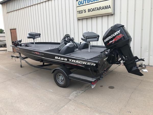 2014 Tracker Boats boat for sale, model of the boat is Pro Team 190 & Image # 2 of 23